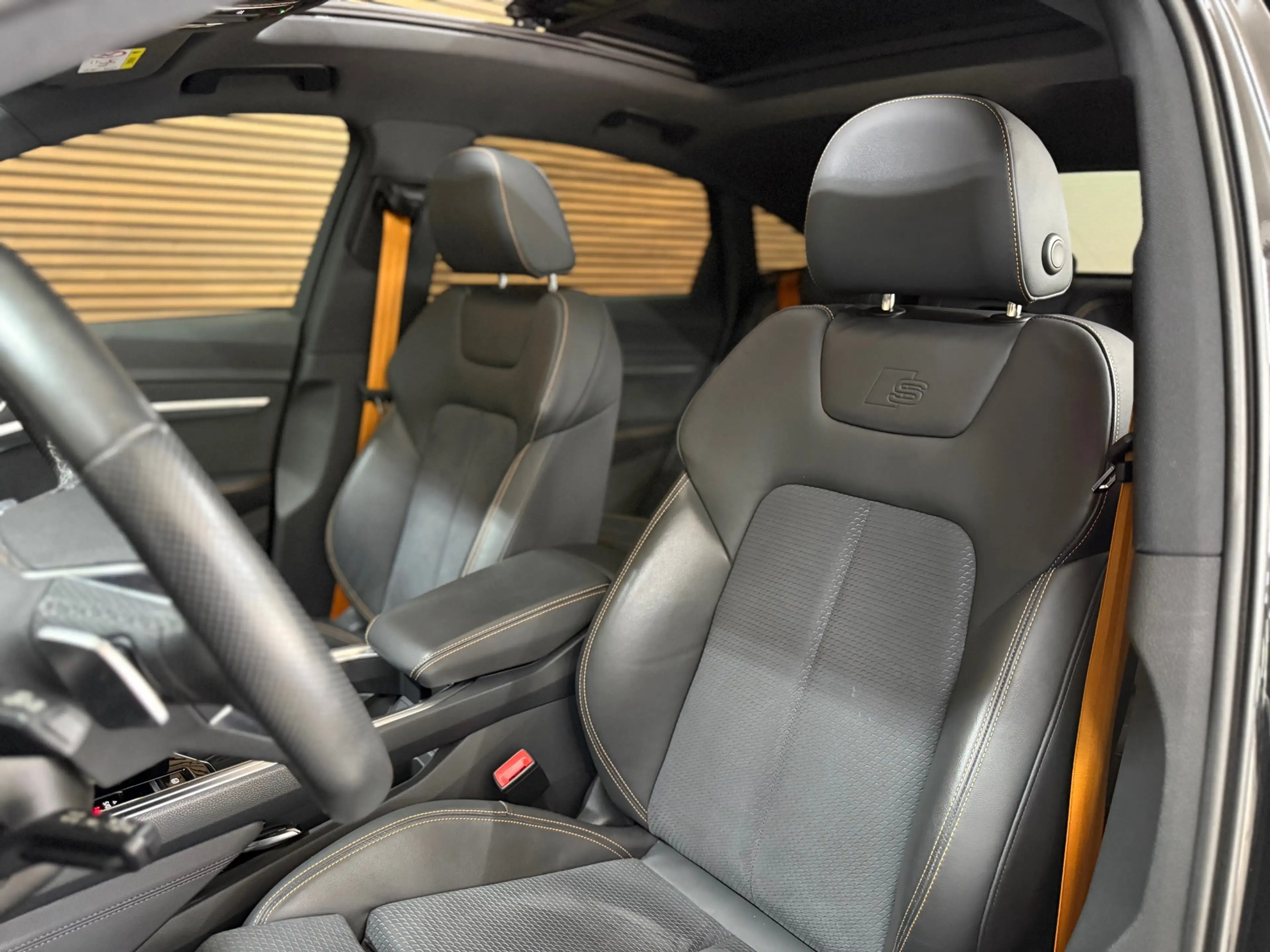 Audi e-tron Sportback 55 quattro S-line Black Edition 407pk | — photo 6