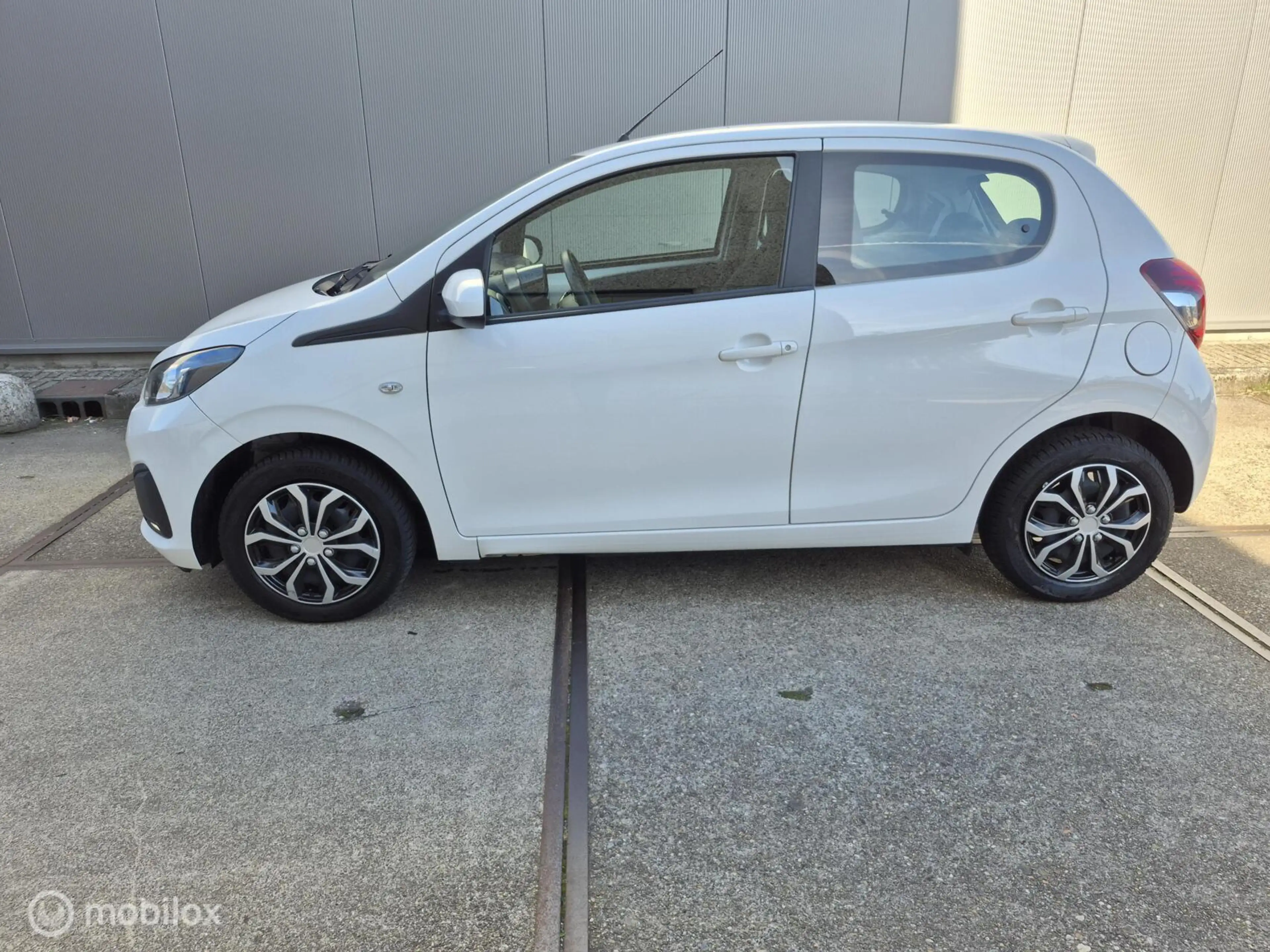 Peugeot 108 1.0 e-VTi Carplay / Camera / Airco / NAP! — photo 7