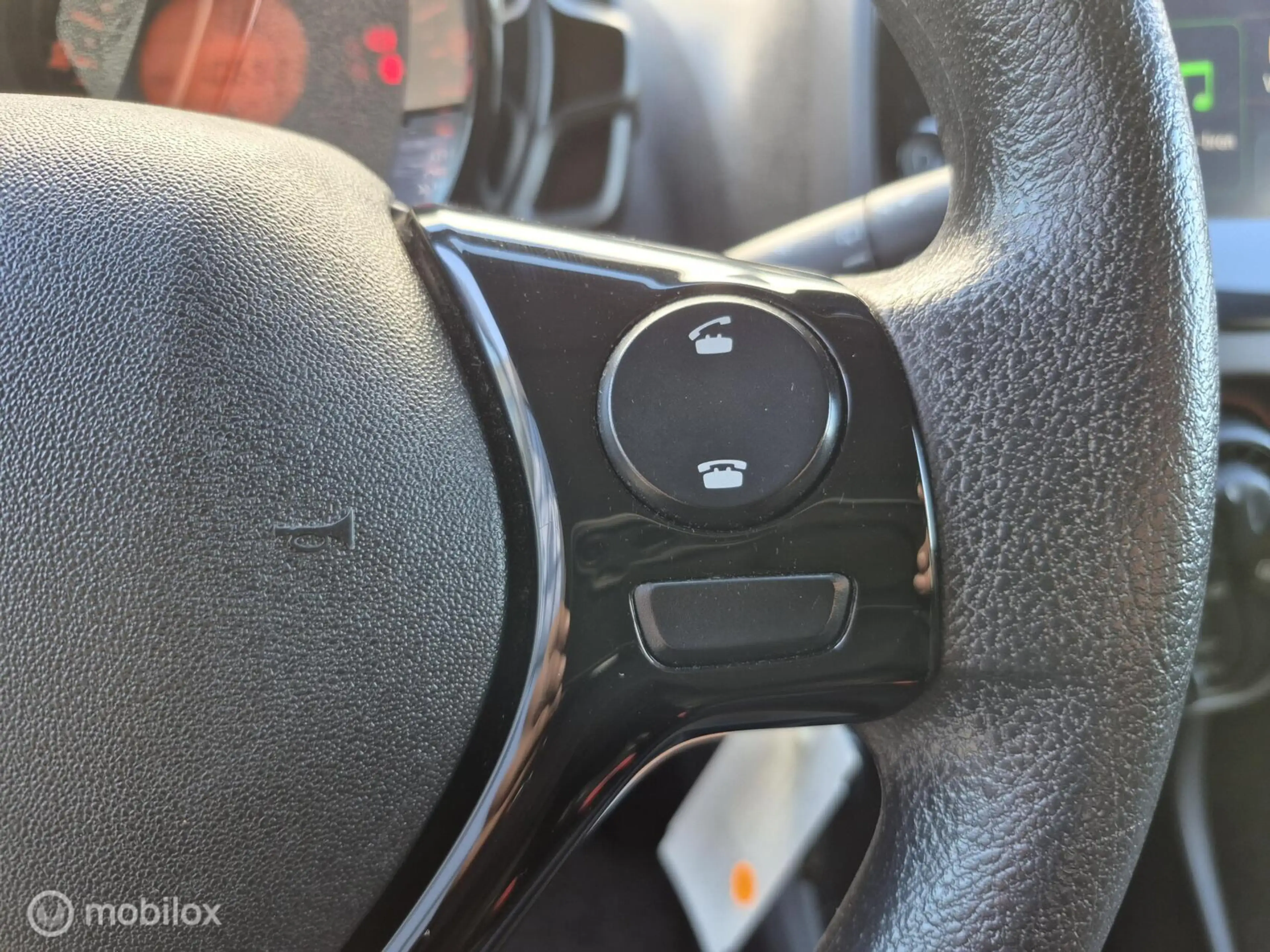 Peugeot 108 1.0 e-VTi Carplay / Camera / Airco / NAP! — photo 14