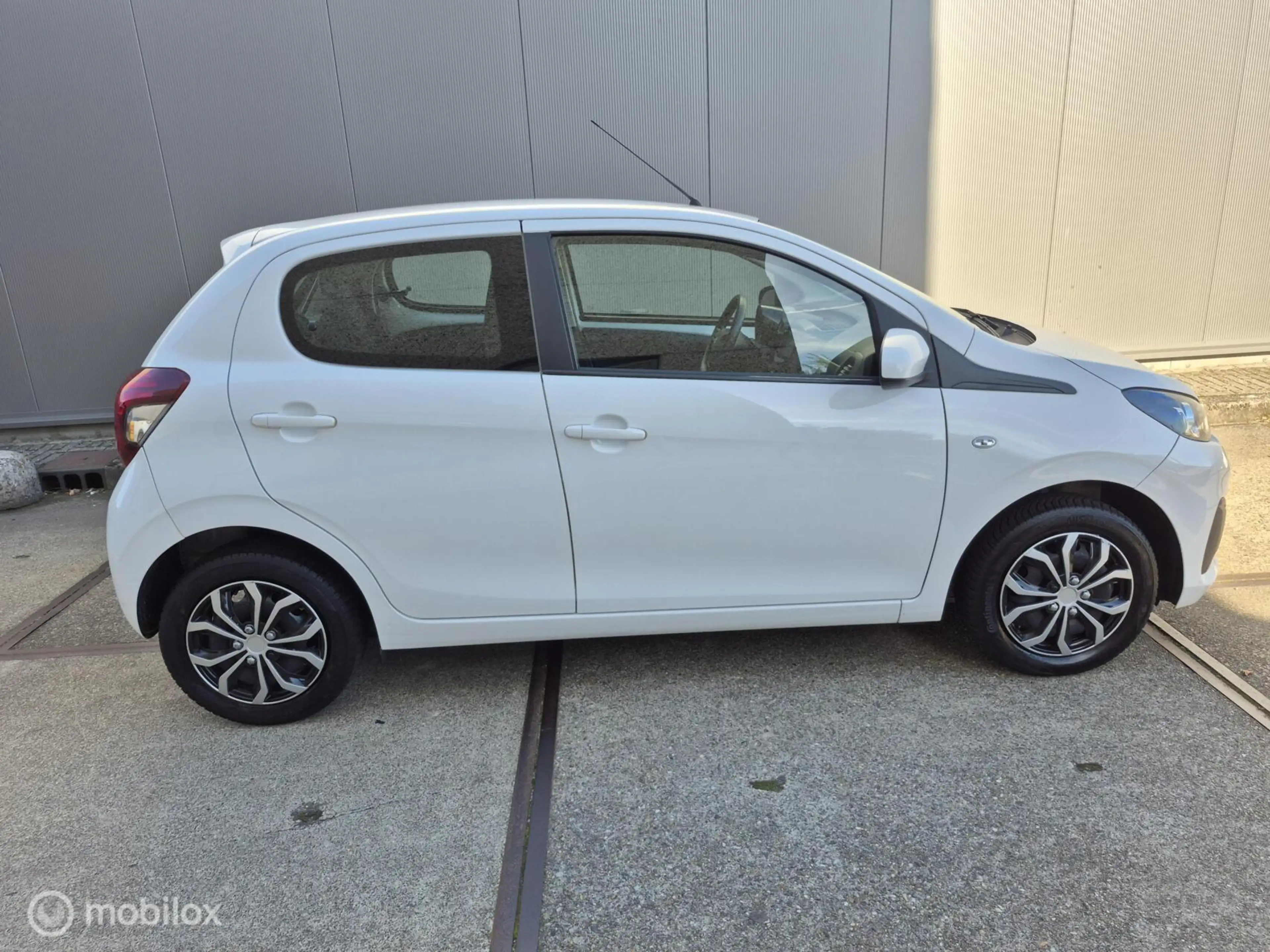 Peugeot 108 1.0 e-VTi Carplay / Camera / Airco / NAP! — photo 5