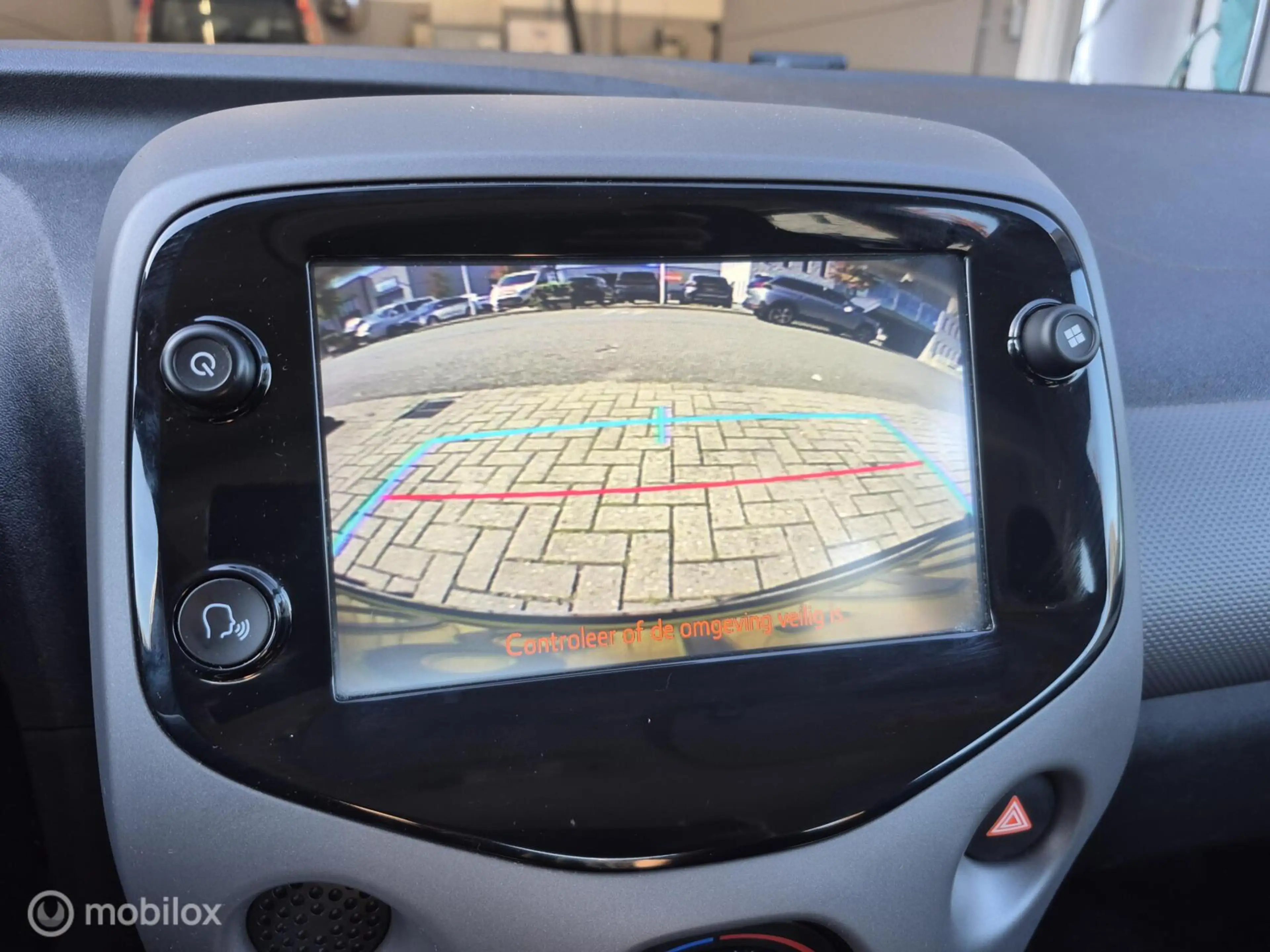 Peugeot 108 1.0 e-VTi Carplay / Camera / Airco / NAP! — photo 12