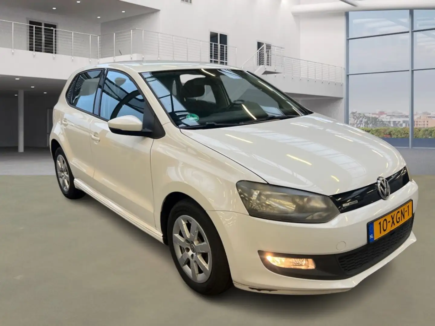Volkswagen Polo 1.2 TDI BlueMotion Comfortline/NAVI Wit - 2