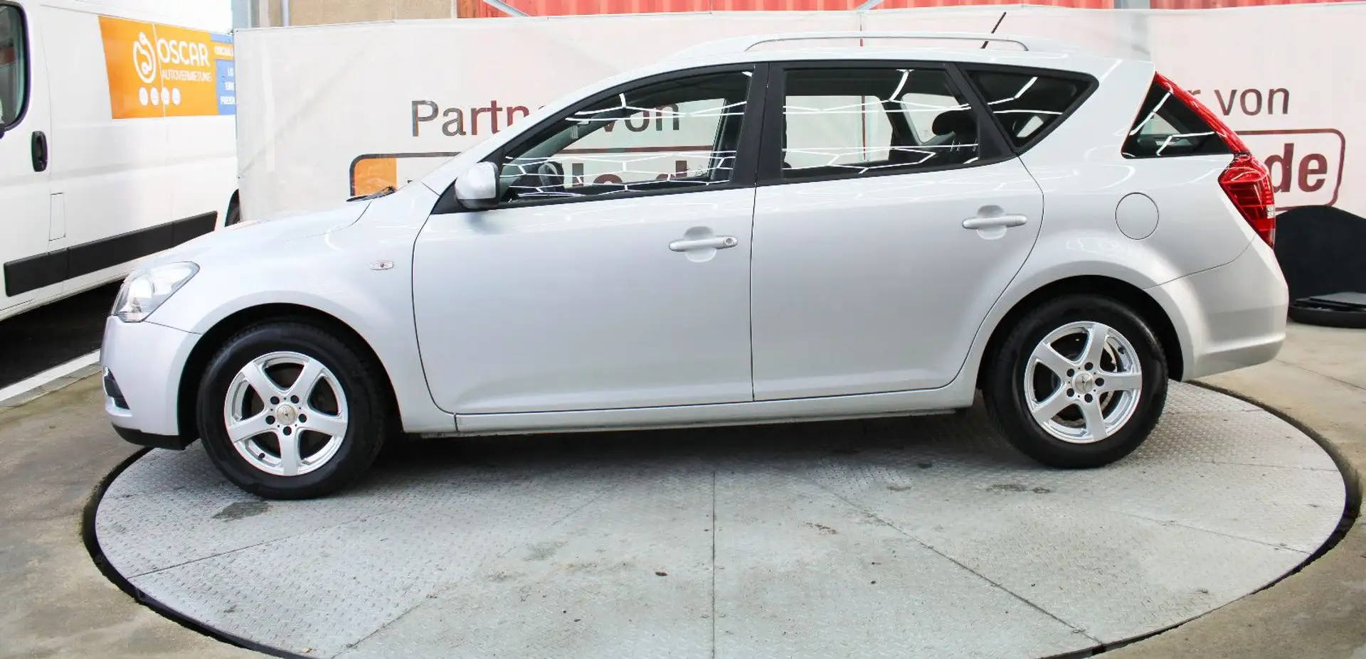 Kia Ceed SW / cee'd SW *Bluetooth*Allwetterreifen* Argintiu - 2