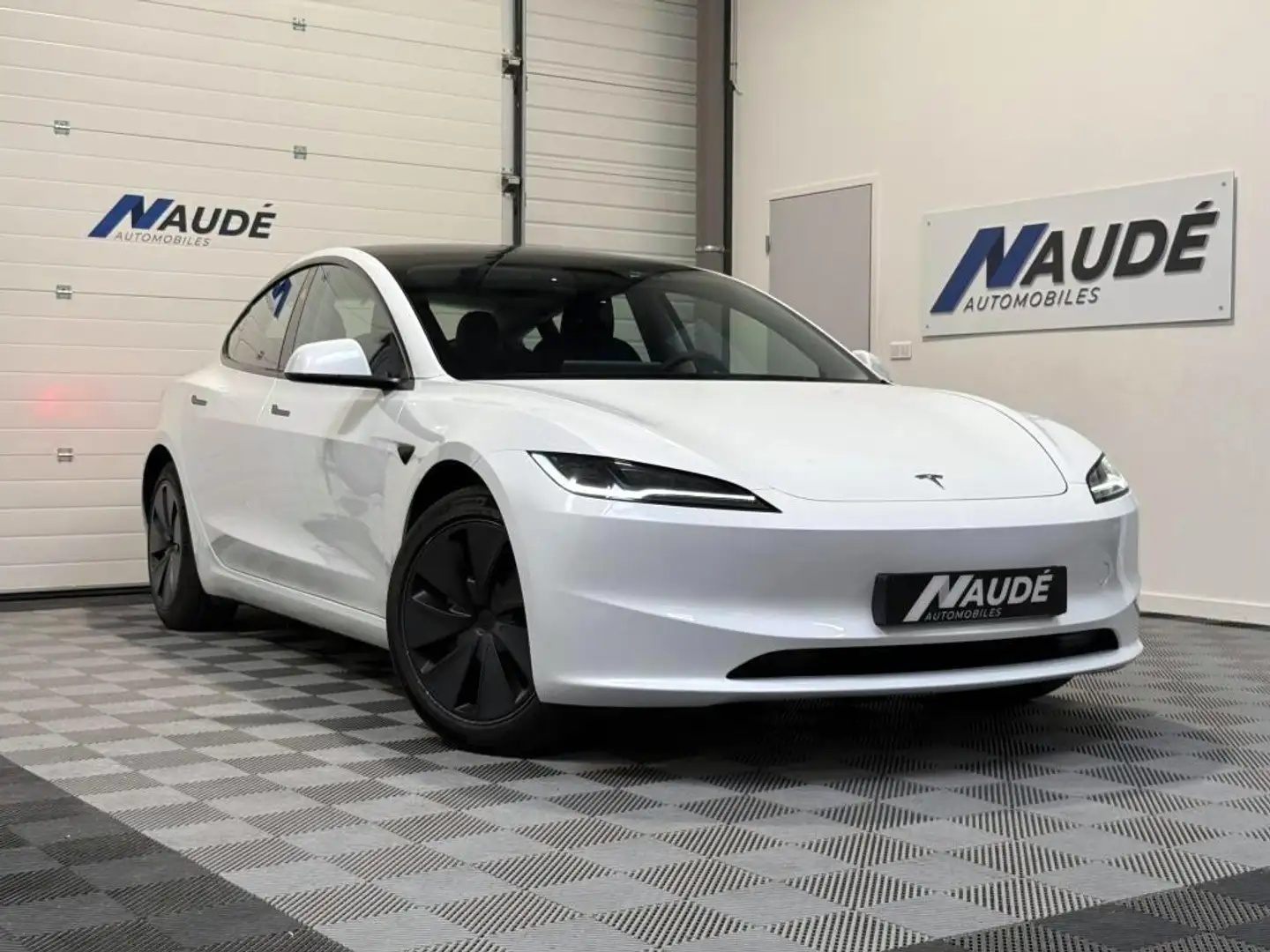 Tesla Model 3 Highland Dual Motor AWD Long Range Blanc - 1