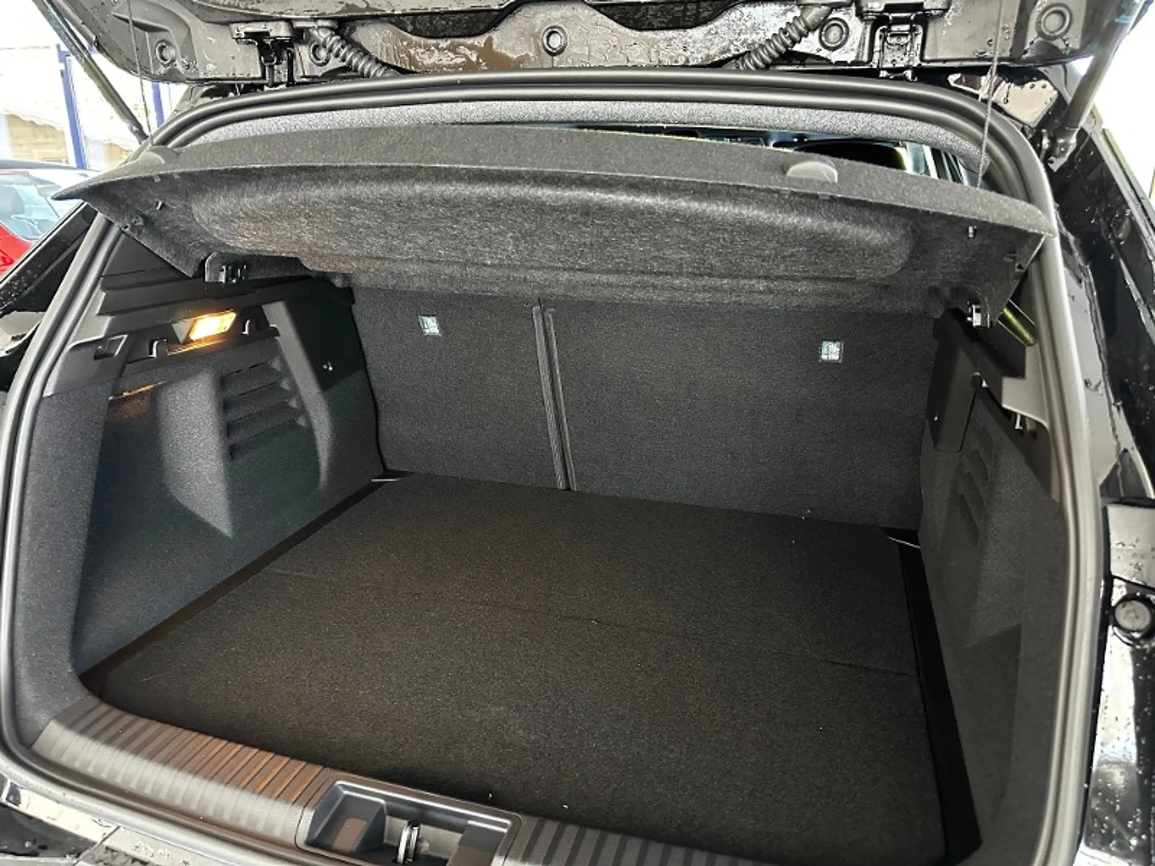 Mitsubishi Grandis Diamant PLUS 1.3 T-Benziner 7-DCT — photo 15