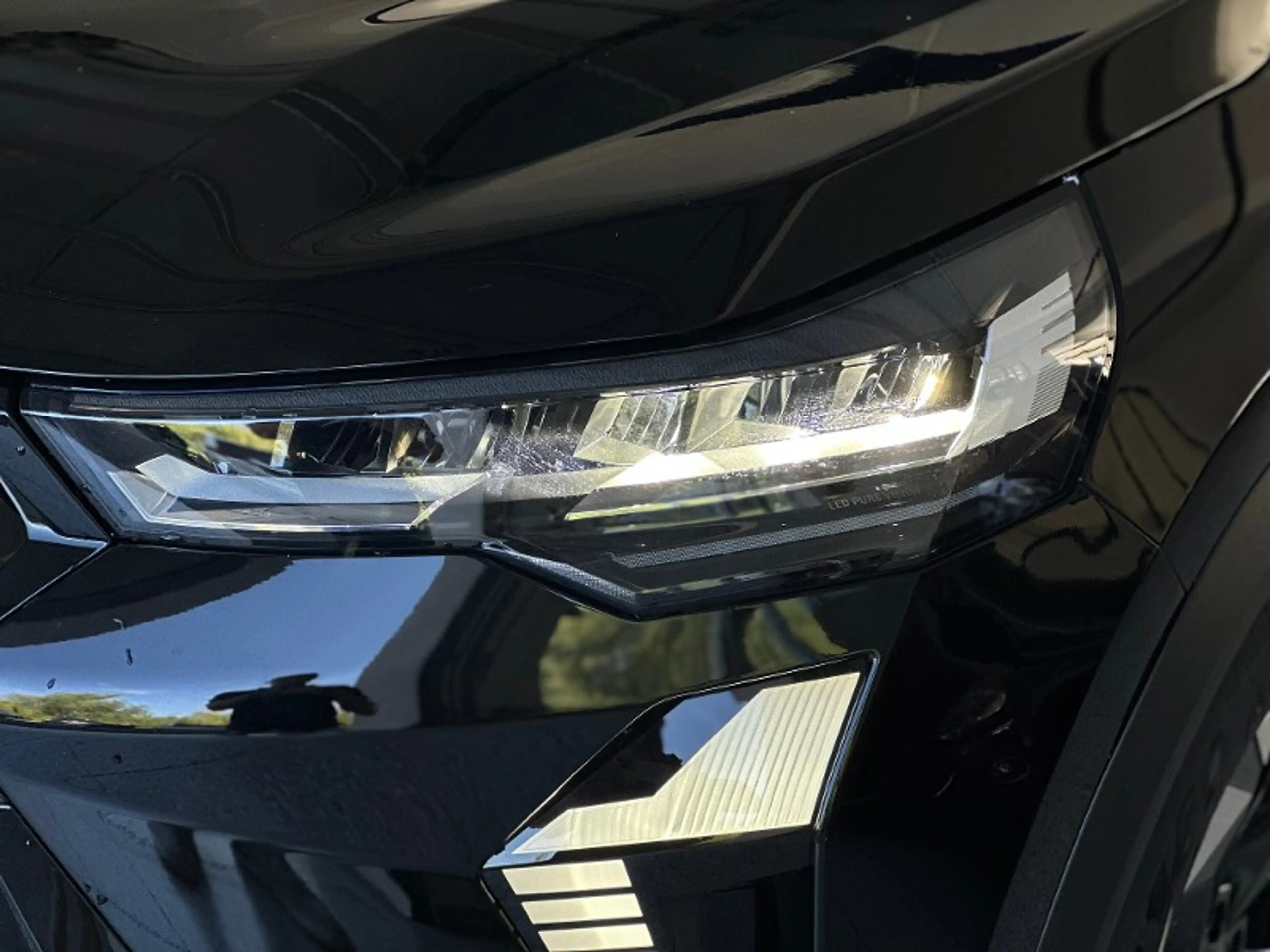 Mitsubishi Grandis Diamant PLUS 1.3 T-Benziner 7-DCT — photo 3