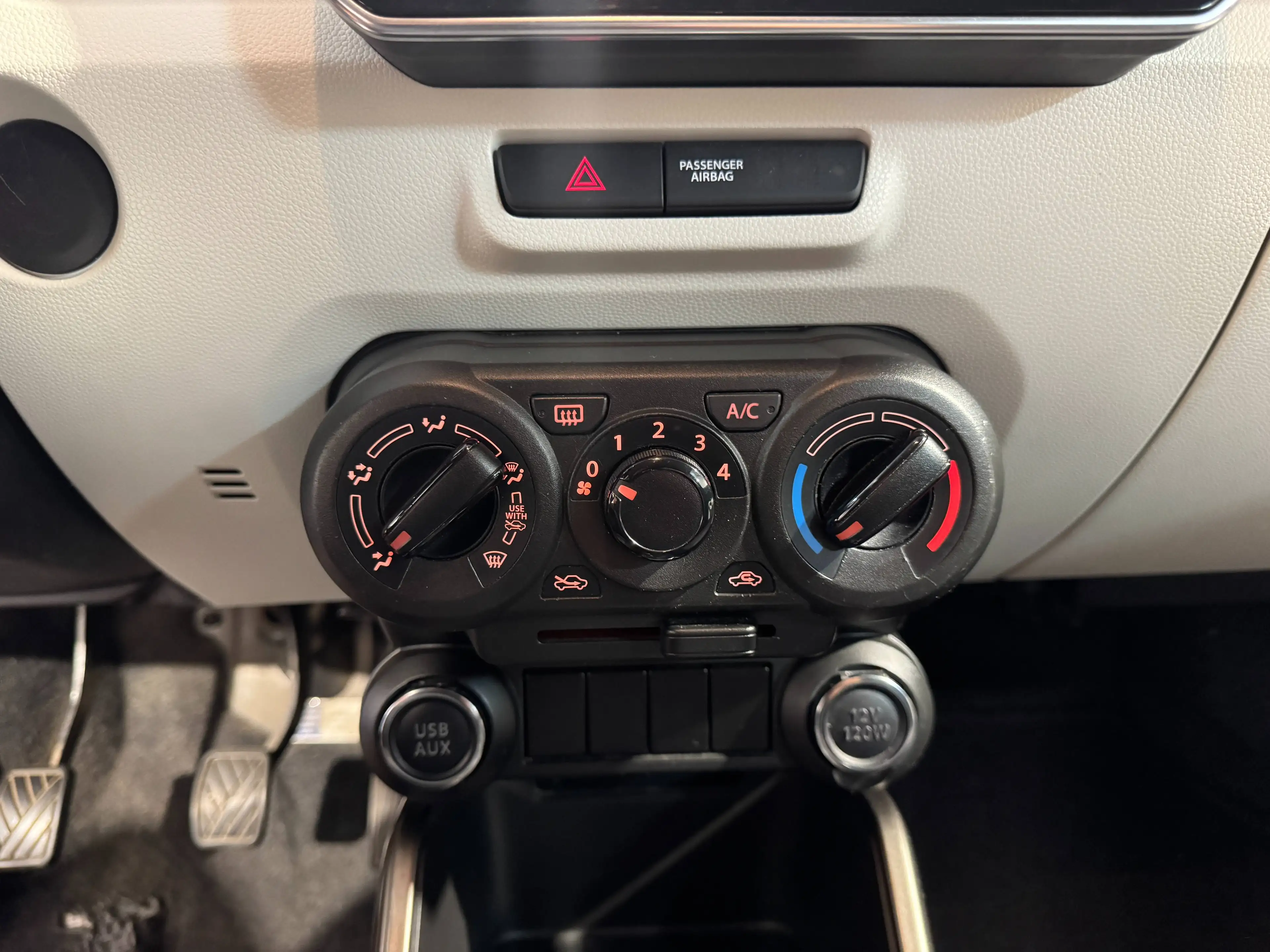 Suzuki Ignis ** 1.2i GLX ** GPS ** A/C ** Garantie 12 mois — photo 14