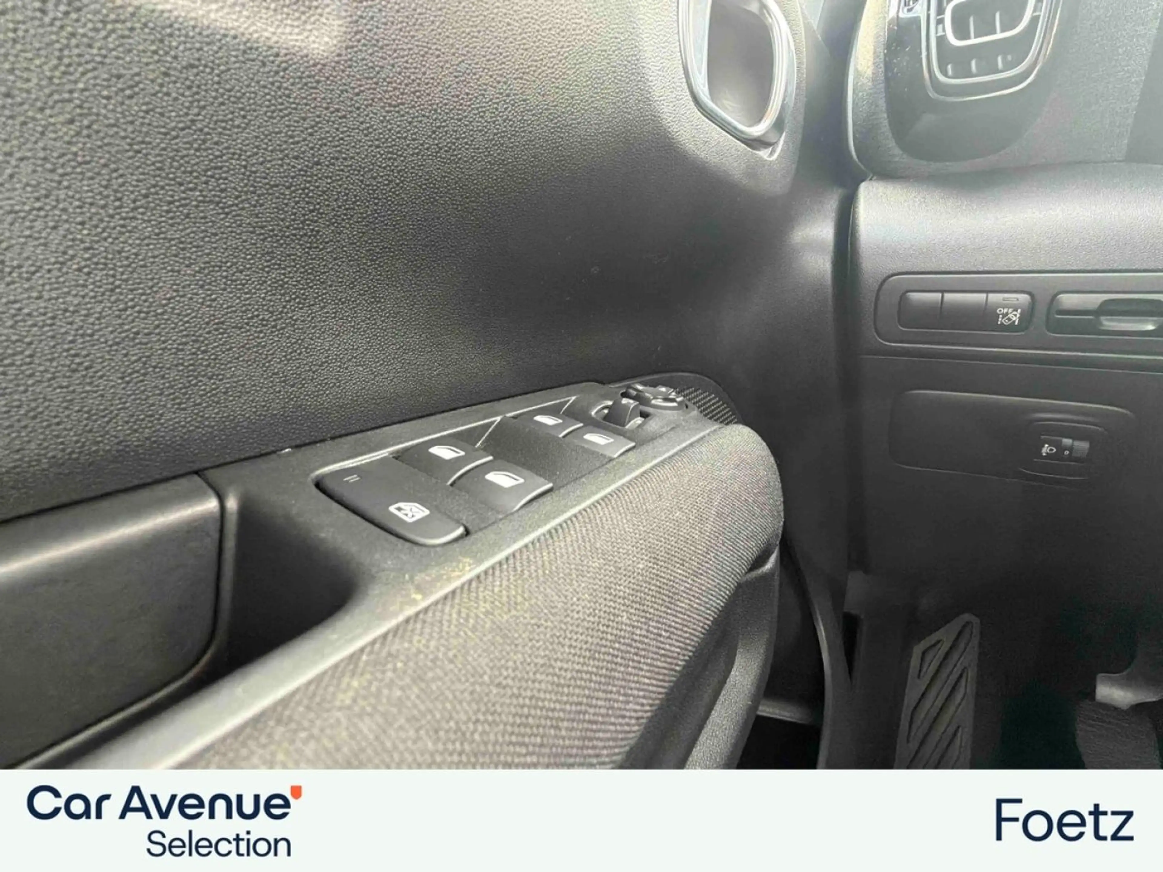 Citroen C3 Aircross PureTech 110ch S\u0026S Shine — photo 14