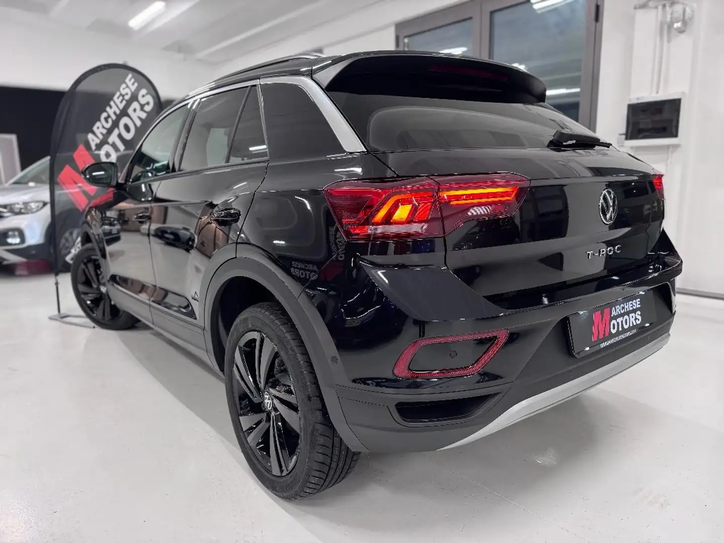 Volkswagen T-Roc 1.0 TSI Sport Nero - 2