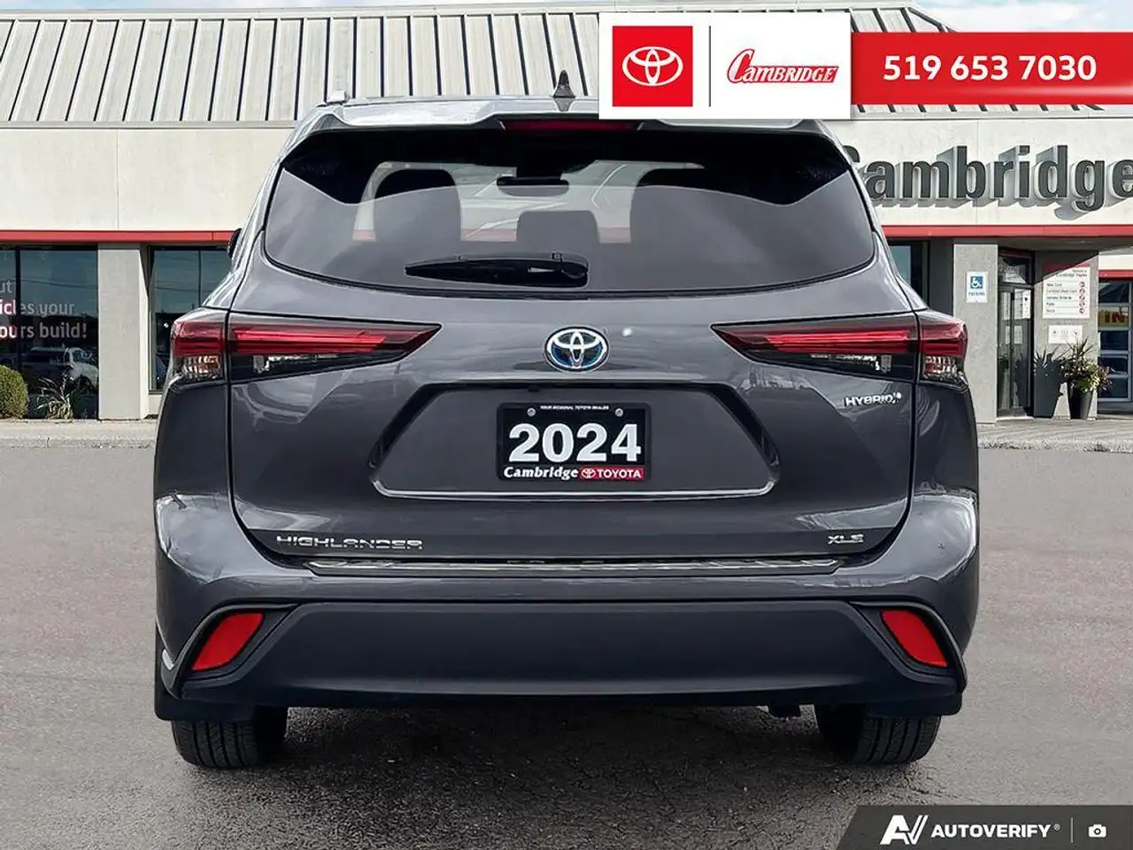Toyota Highlander снимка Toyota Highlander