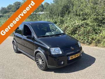 1.4 16V Sport Gereseveerd!!!!!
