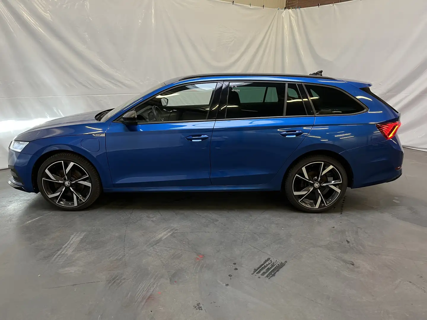 Skoda Octavia Combi 1.4 TSI iV PHEV Sportline / AUTOMAAT/ TREKHA Bleu - 2