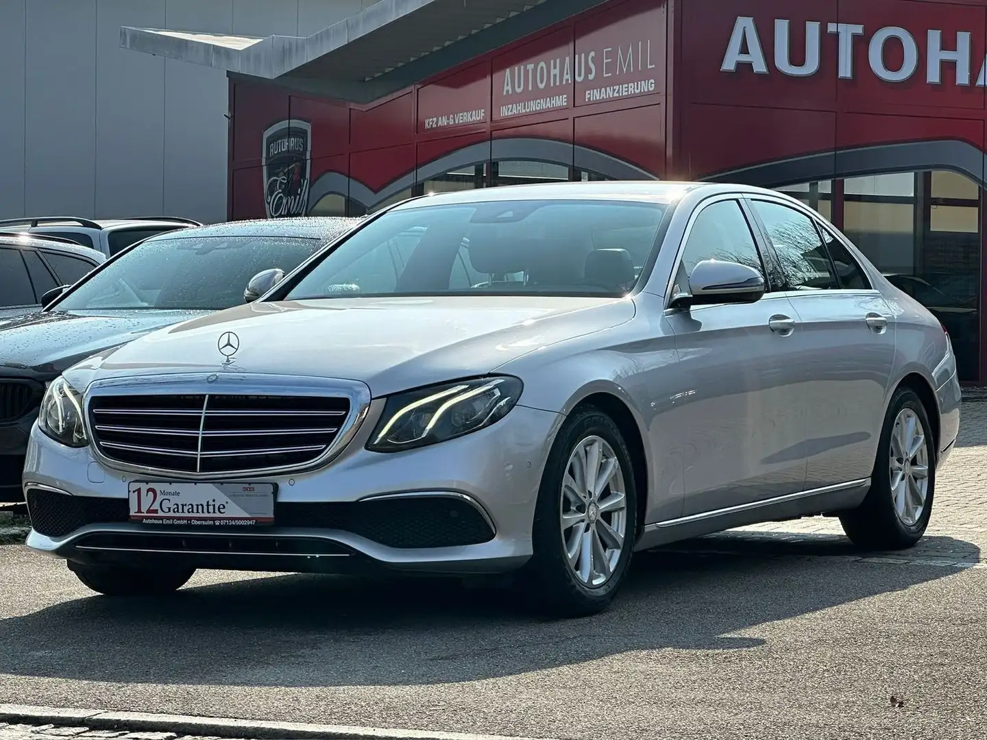 Mercedes-Benz E 220 d Exclusive/AHK/Kamera/Limo Plateado - 1