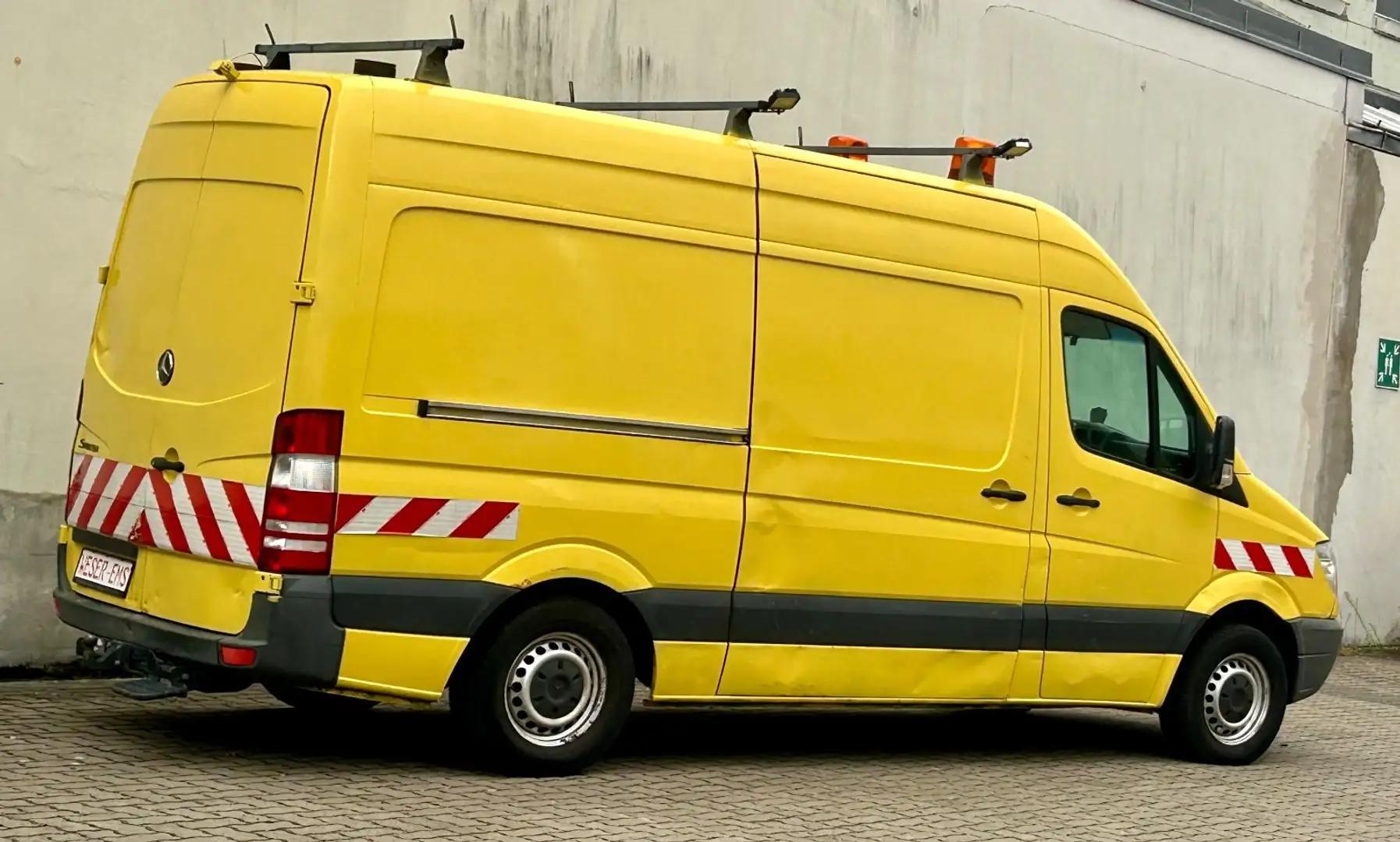 Mercedes-Benz Sprinter II 311 CDI L2H3 AHK-3,5t SH Kamera Gelb - 2