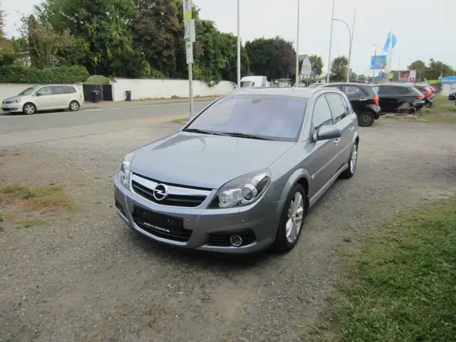 Opel Signum Cosmo Plus Automatik