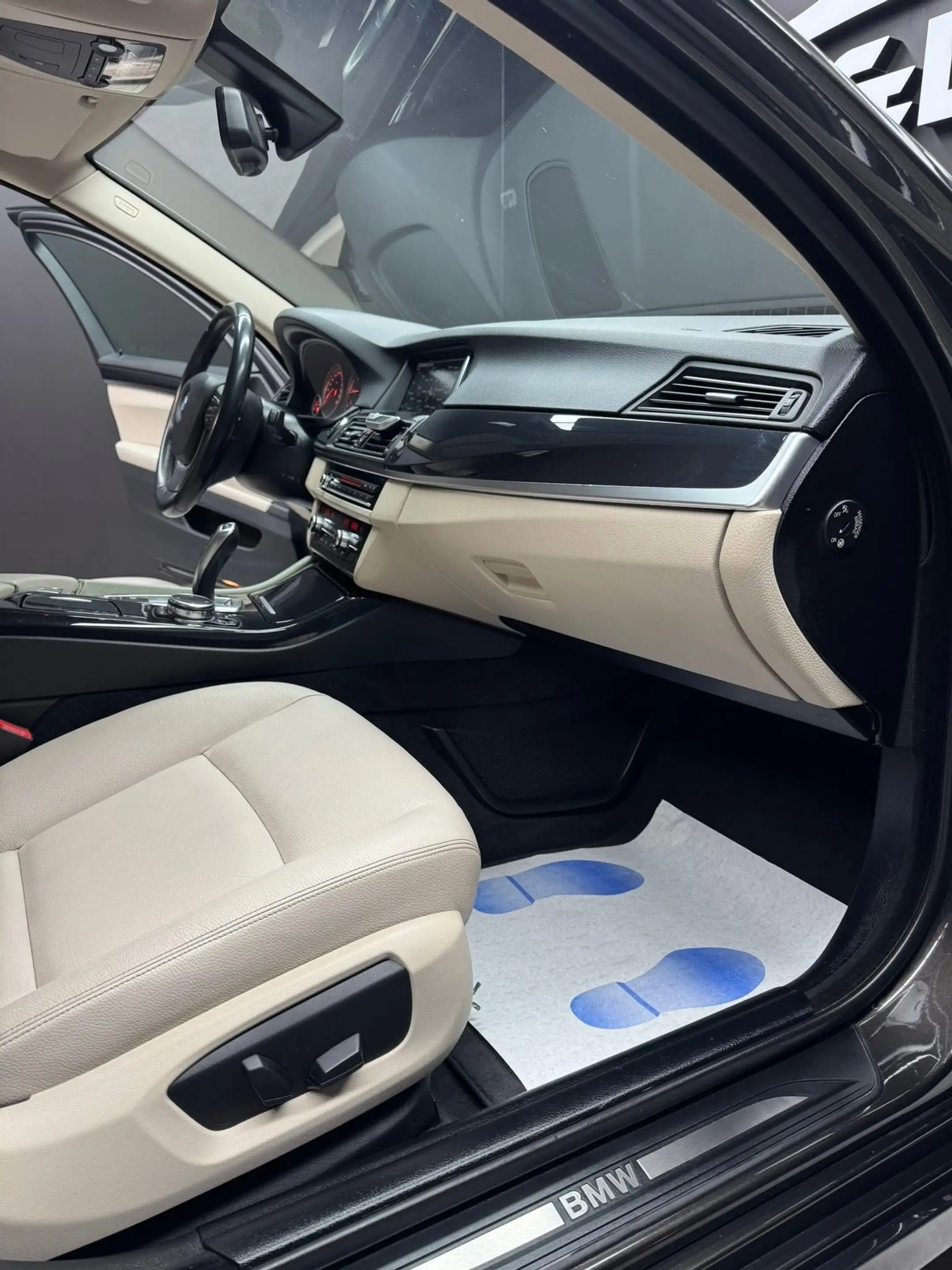 BMW 518 518 dA **12 mois de garantie** — photo 13