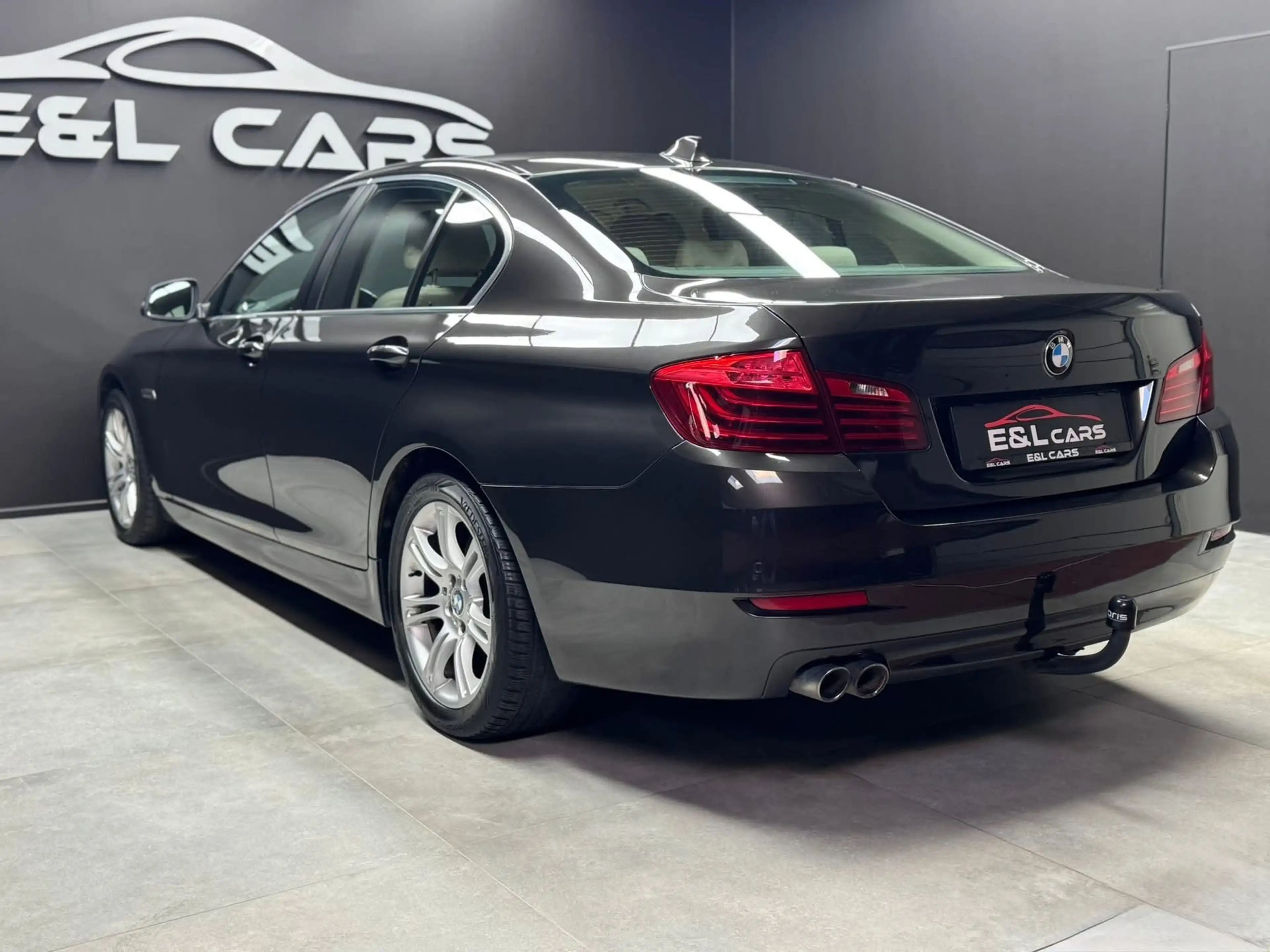 BMW 518 518 dA **12 mois de garantie** — photo 6