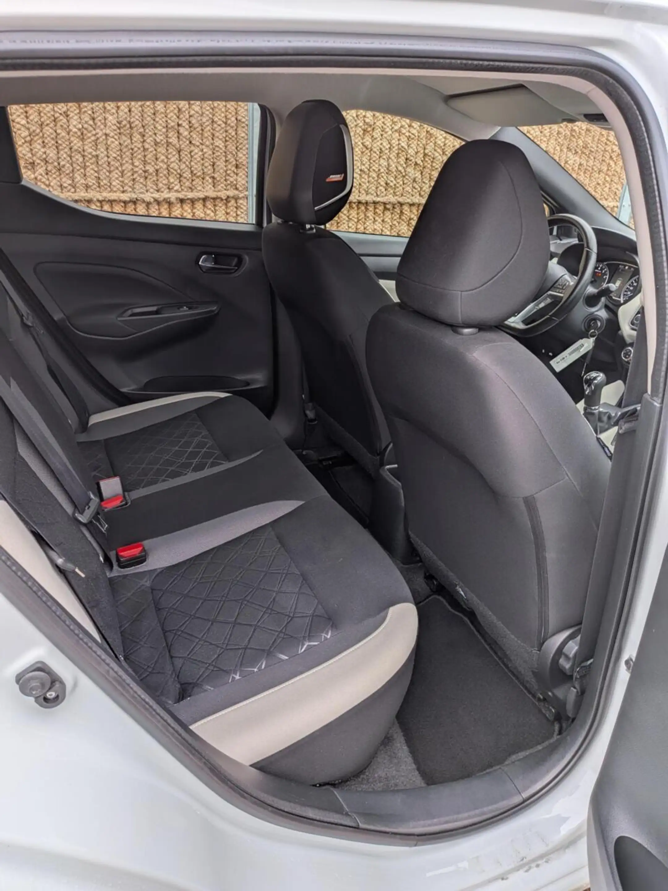 Nissan Micra 1.0 IG-T N-Design — photo 6