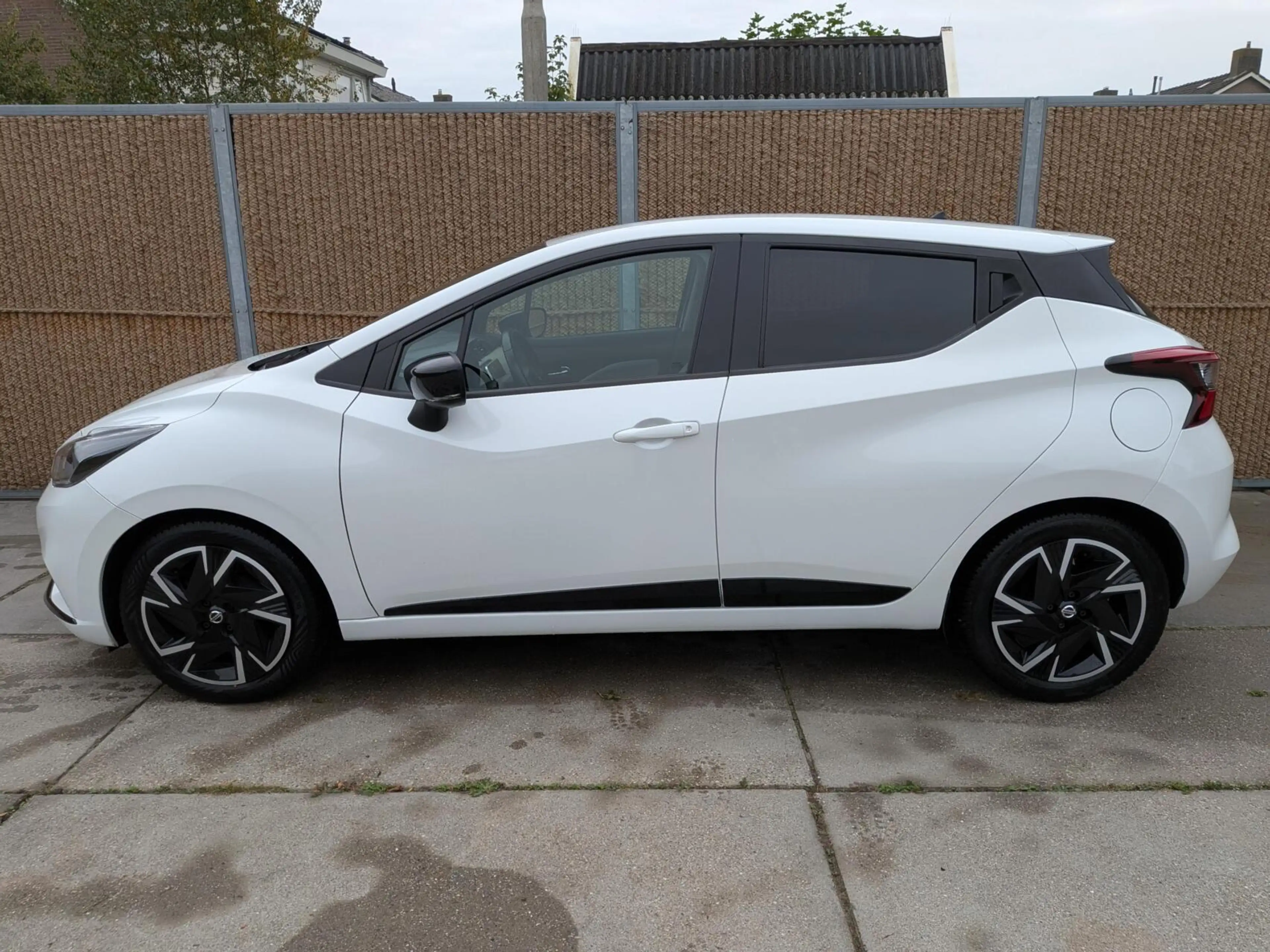 Nissan Micra 1.0 IG-T N-Design — photo 2