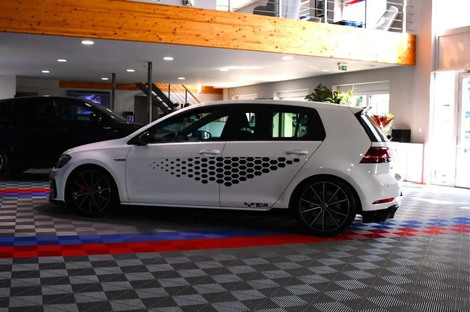 Volkswagen Golf 7 GTI TCR 2.0 TSI 290 DSG GPS Virtual Front AKRAPOVIC HR Car Play Mode JA 18 Blanc - 2