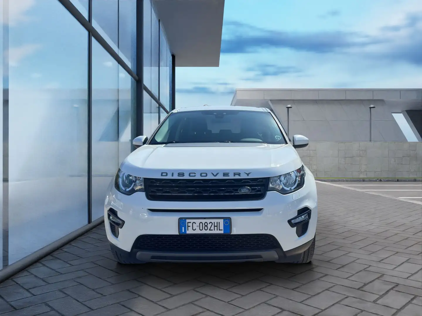 Land Rover Discovery Sport 2.0 TD4 150 CV SE Bianco - 1