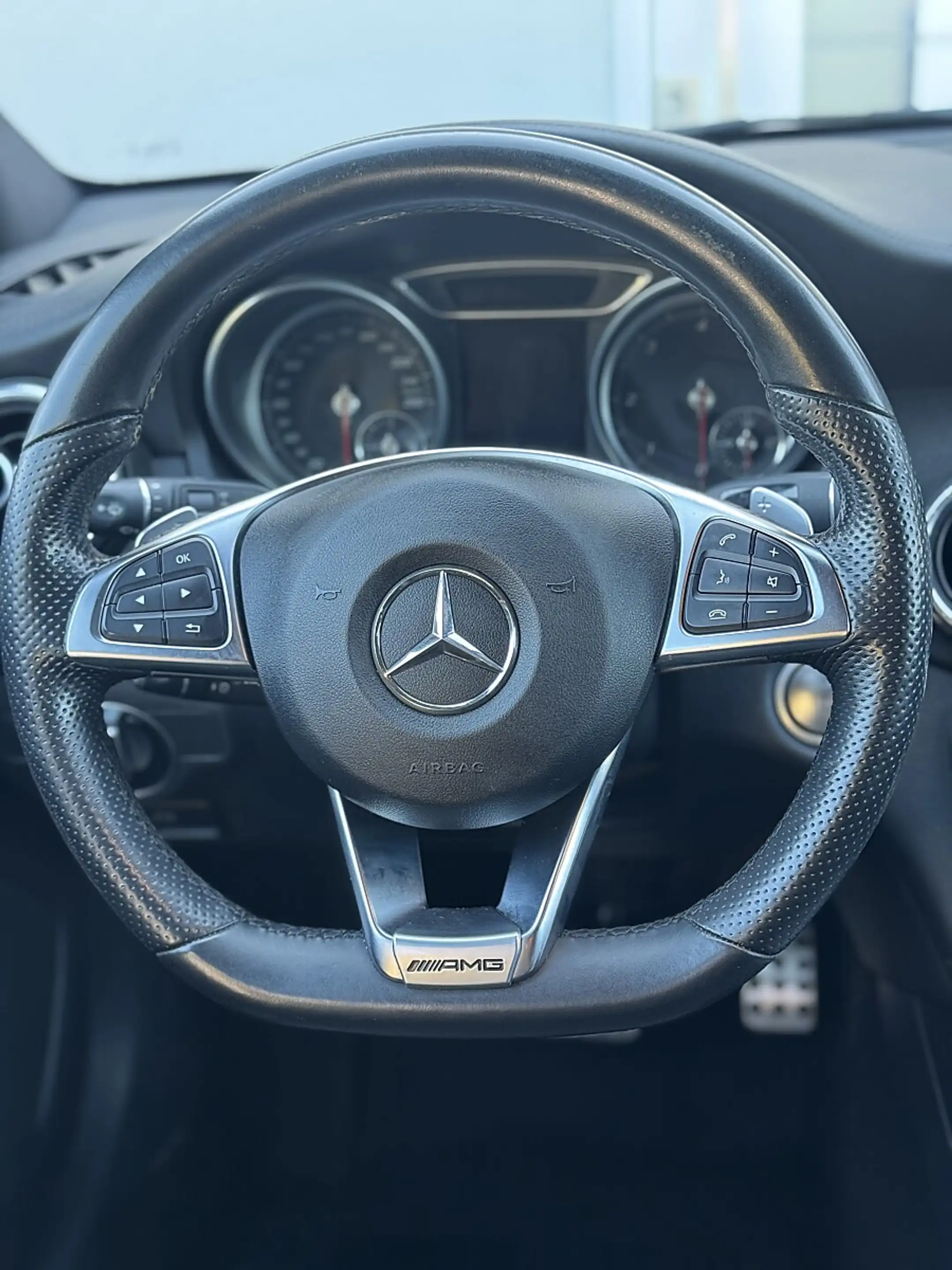Mercedes-Benz CLA 220 d Aut.*AMG Line* — photo 9
