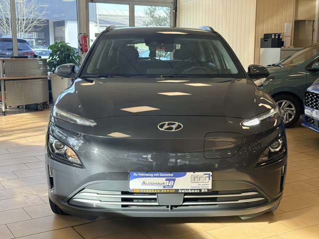 Hyundai KONA Select*ACC*WMP*ST-Heiz*CarPlay*R.cam*SHZ*