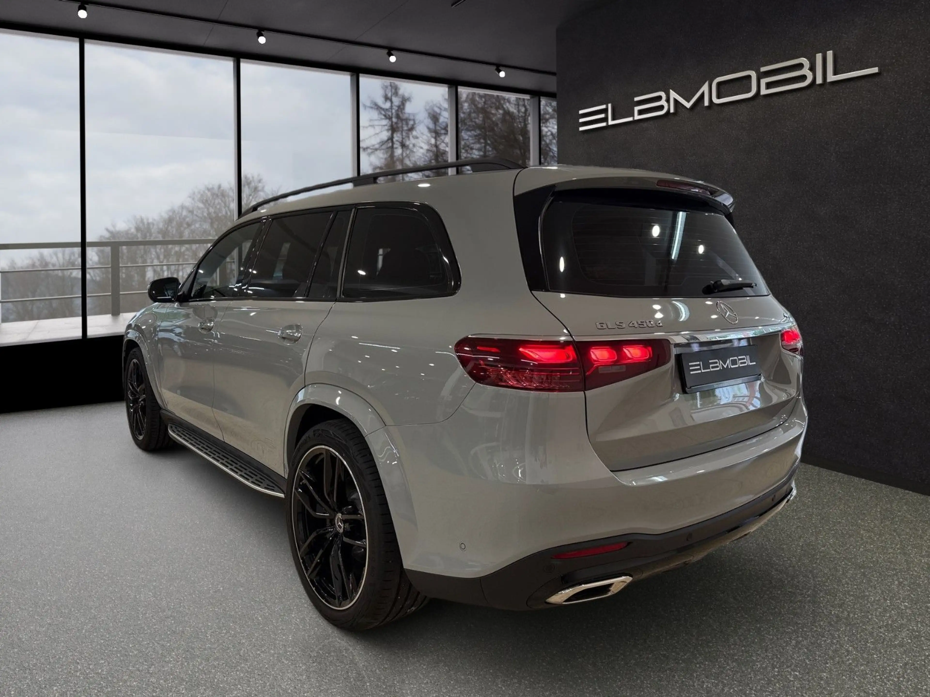 Mercedes-Benz GLS 450 d 4Matic AMG Line*7 Sitze*Night-Paket*1H — photo 5