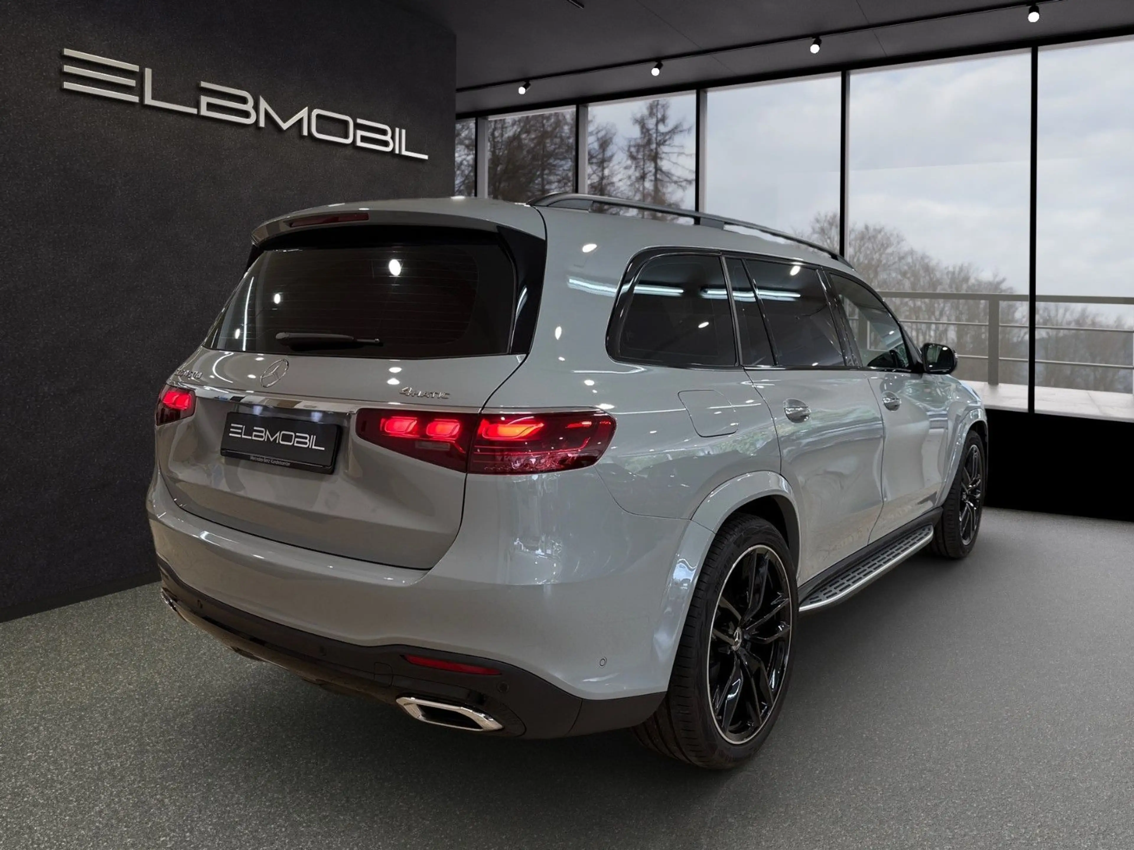 Mercedes-Benz GLS 450 d 4Matic AMG Line*7 Sitze*Night-Paket*1H — photo 7