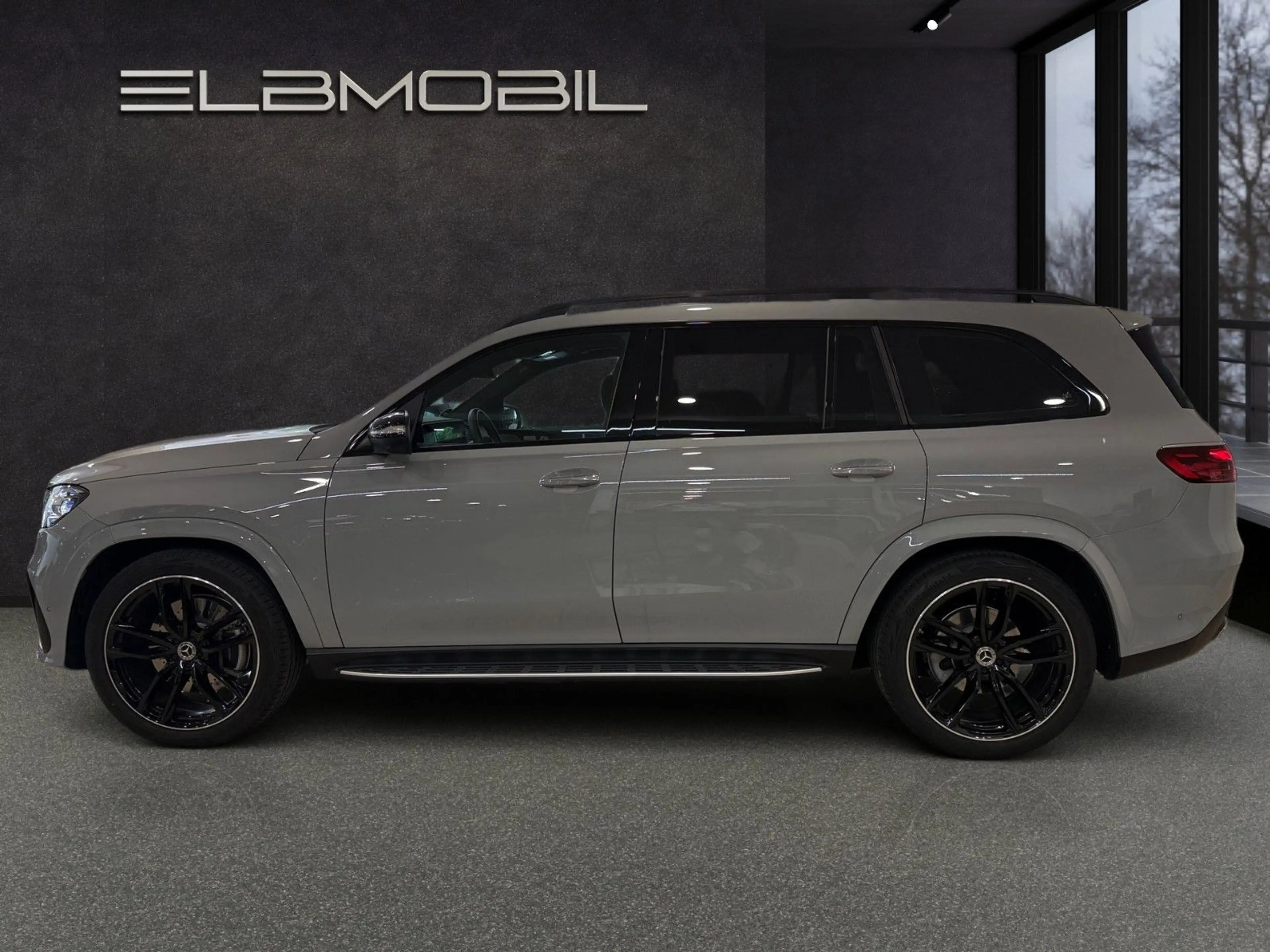 Mercedes-Benz GLS 450 d 4Matic AMG Line*7 Sitze*Night-Paket*1H — photo 4