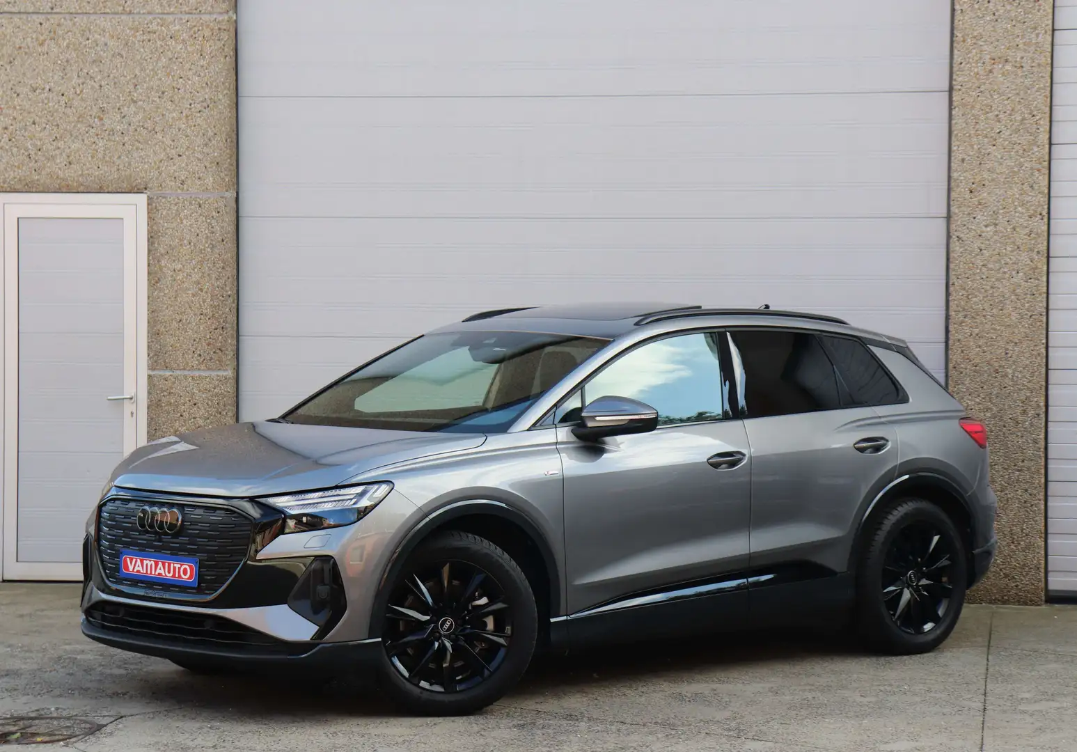 Audi Q4 e-tron 45 S-line Shadow+/Pano/Matrix/HeatPump/Cam/Towbar Gris - 2