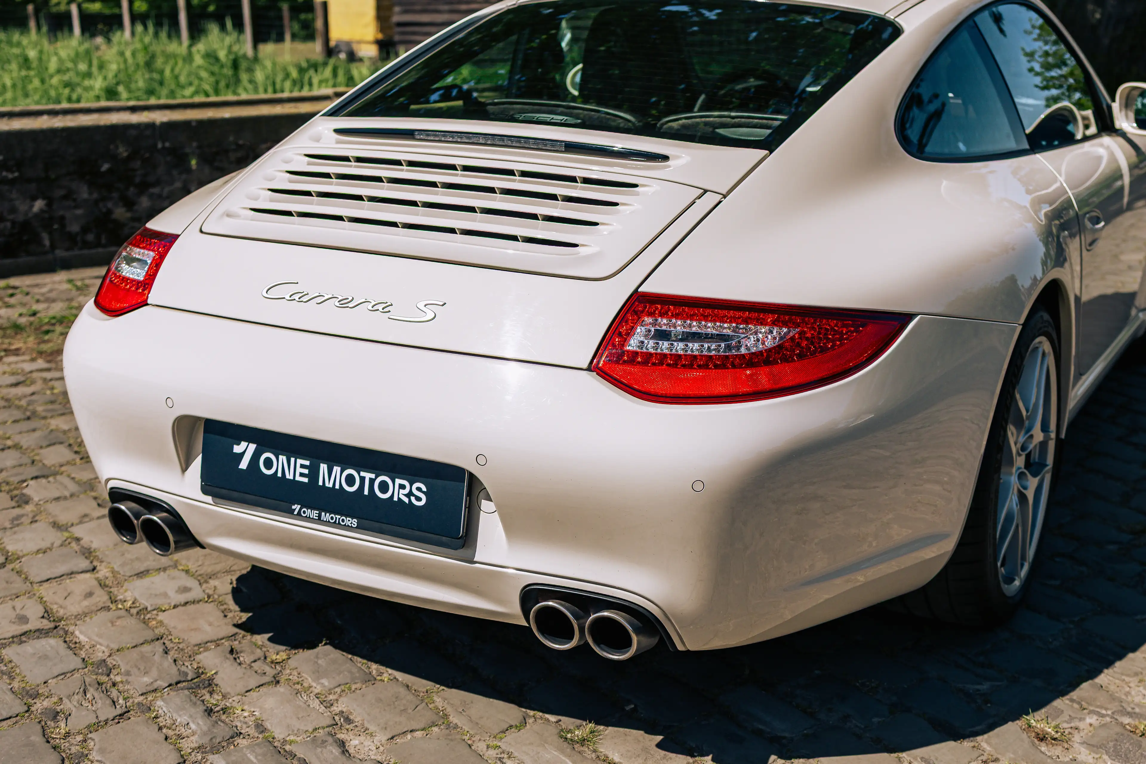 Porsche 997 .2 Carrera S Coupé / Low mileage / First paint / Full History — photo 8