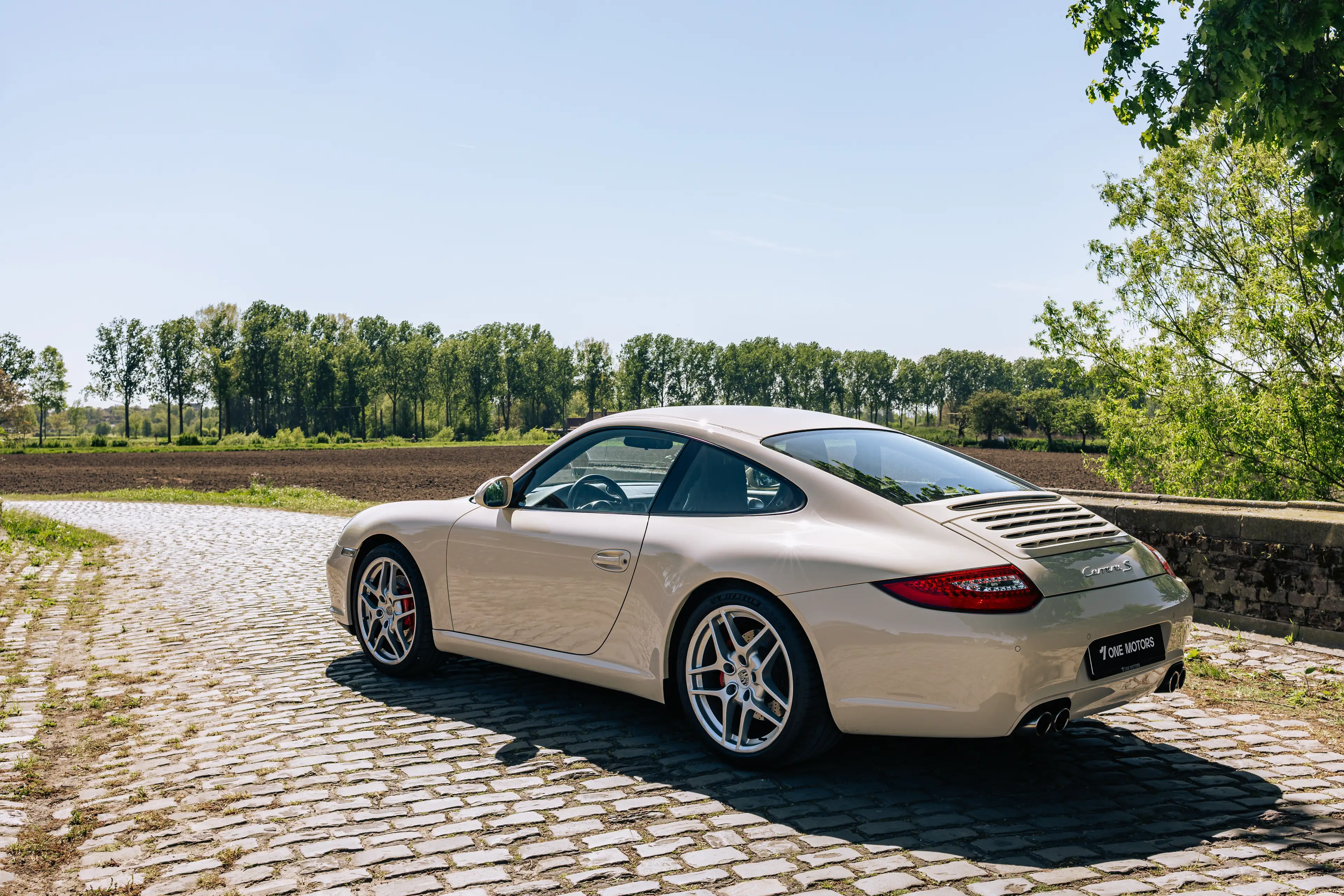 Porsche 997 .2 Carrera S Coupé / Low mileage / First paint / Full History — photo 5