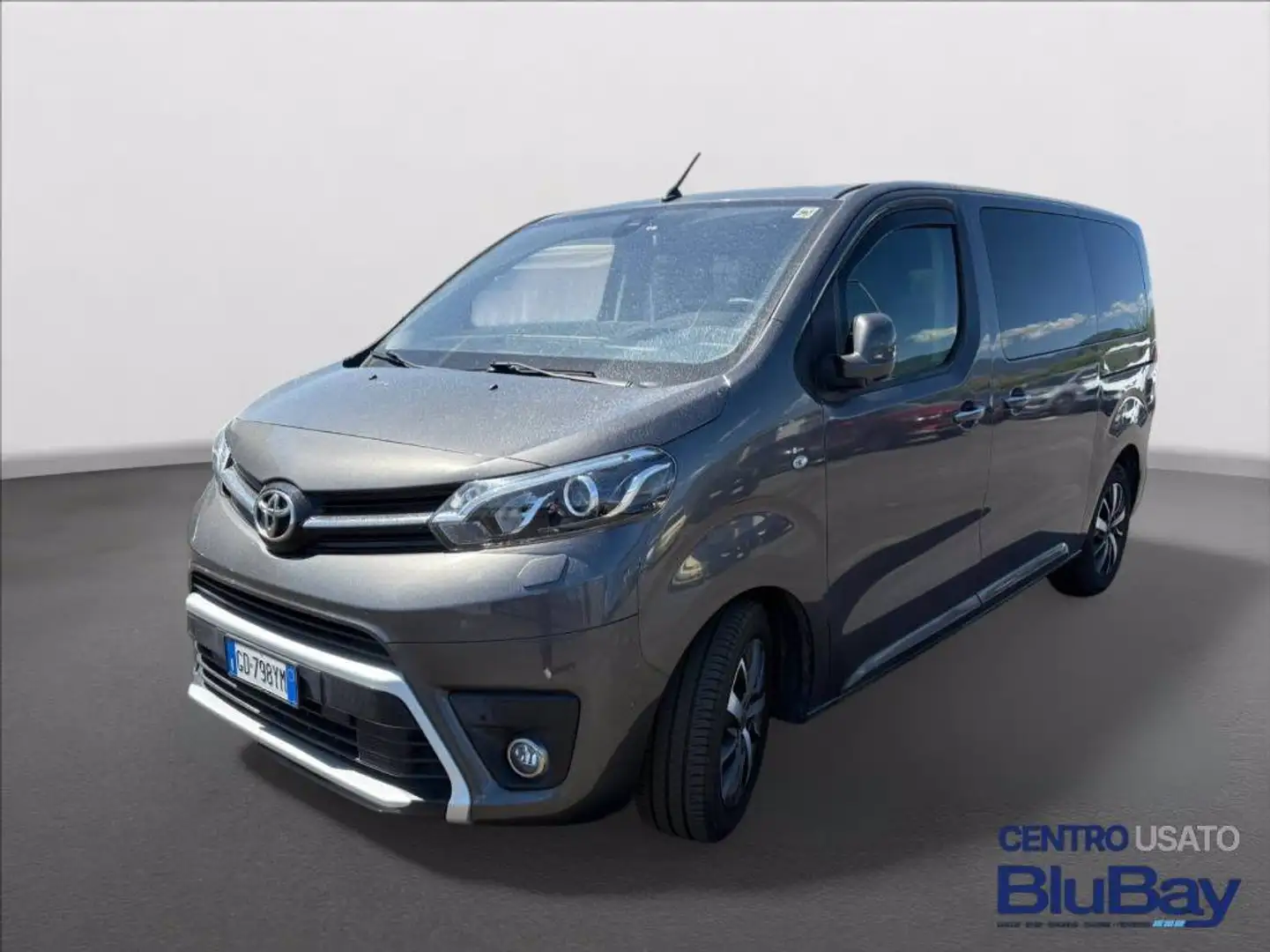 Toyota Proace Verso 1.5D L0 D Luxury Grigio - 1