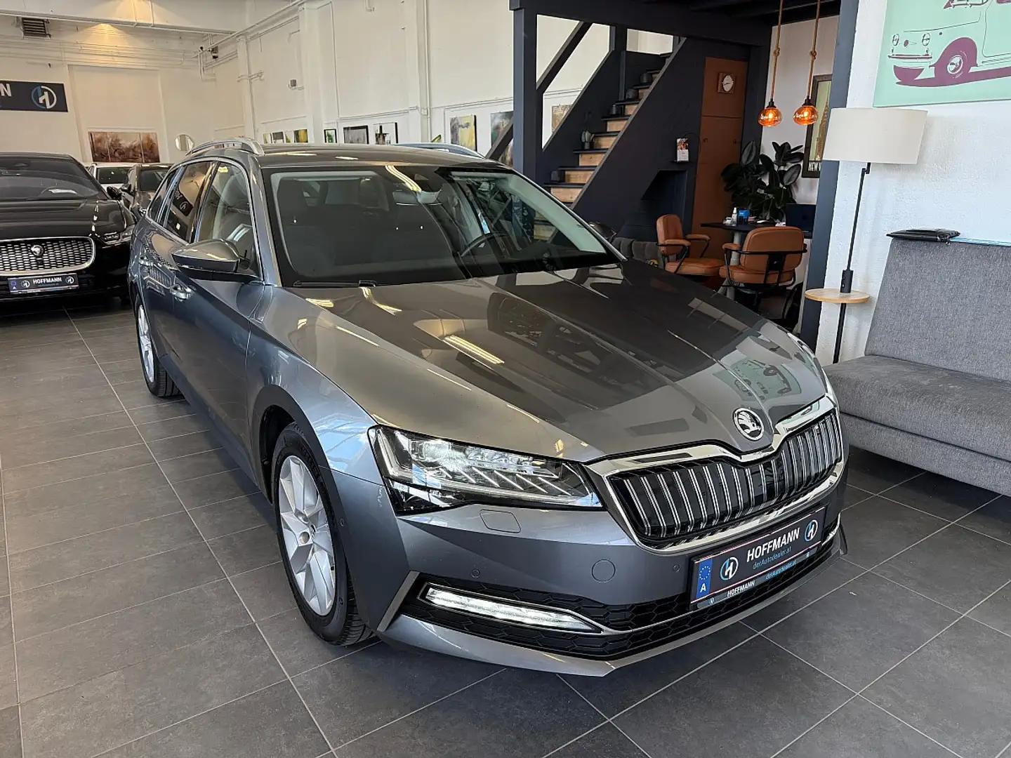 Skoda Superb Kombi 1,4 TSI PHEV Style DSG, AHK, Virtual,Lenk... Grijs - 1