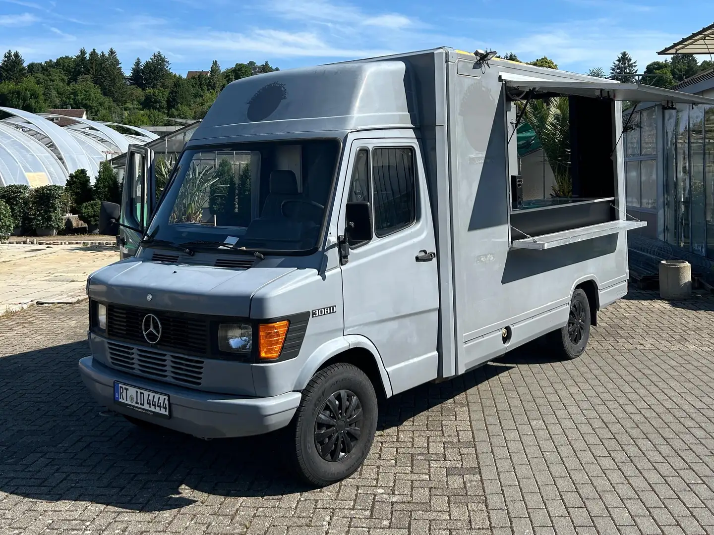 Mercedes-Benz 308 Gris - 2