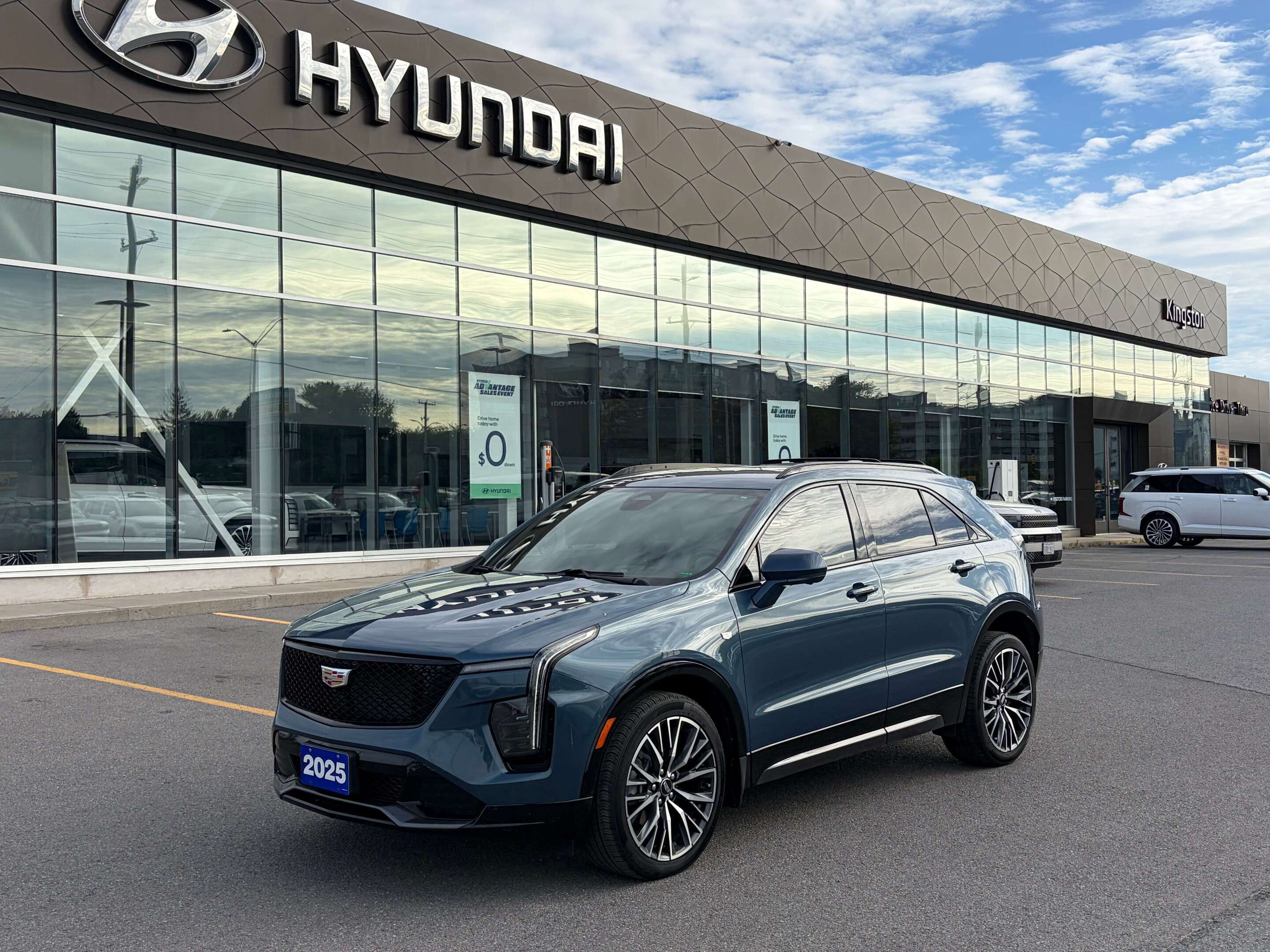 2025 Cadillac XT4 Sport