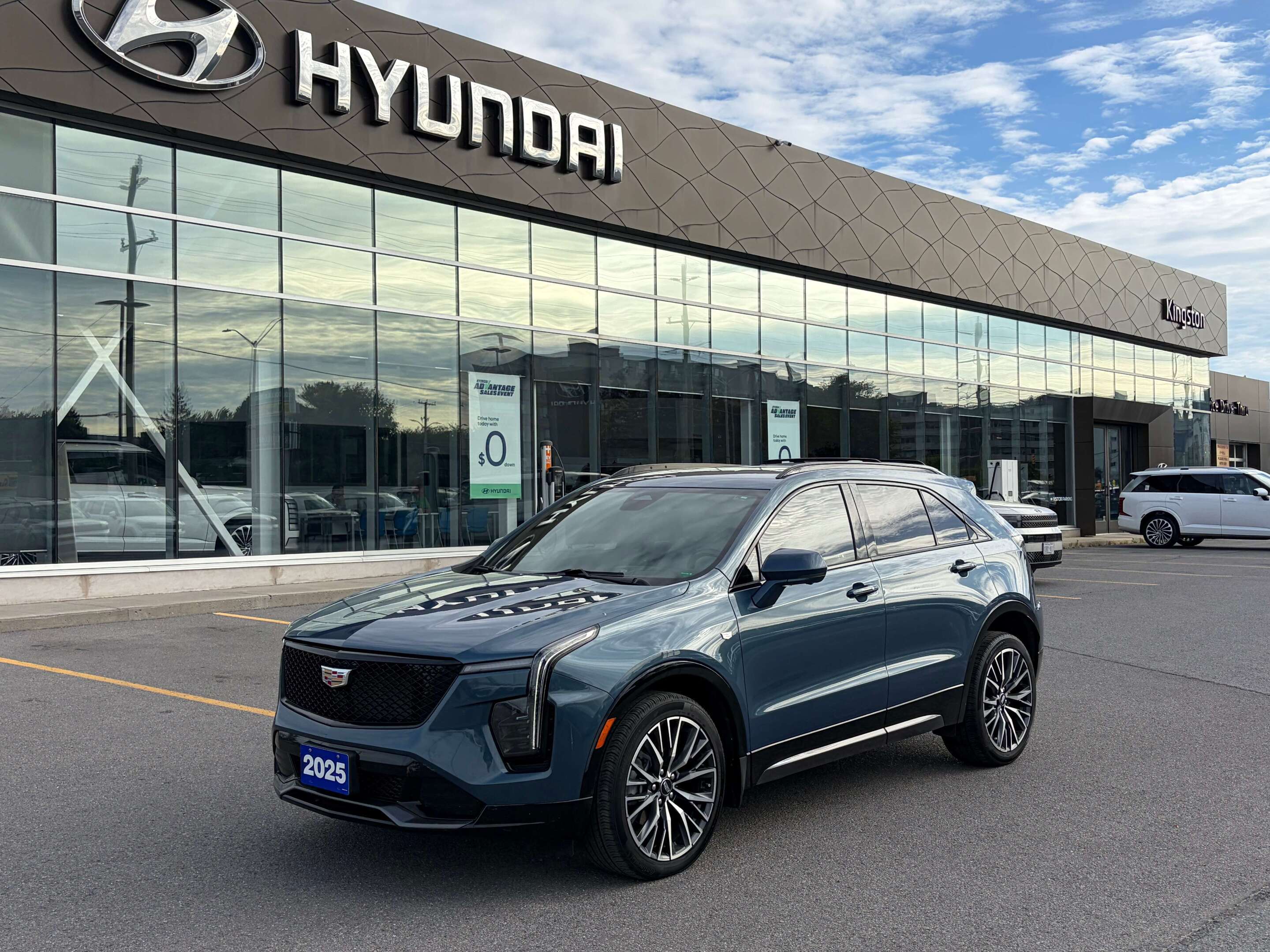 2025 Cadillac XT4 Sport