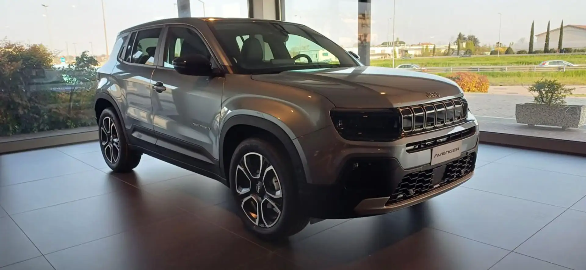 Jeep Avenger 1.2 Turbo Summit MY25 Grigio - 2