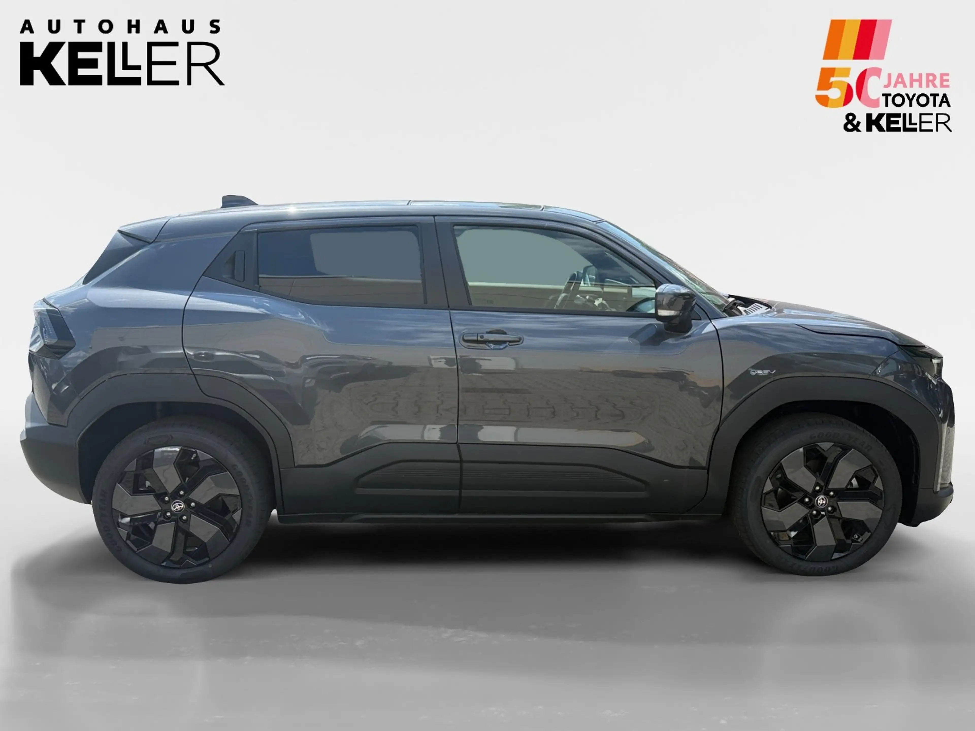 Toyota Urban Cruiser BEV 4x2 Lounge 128 kW 360 ACC AUT — photo 6