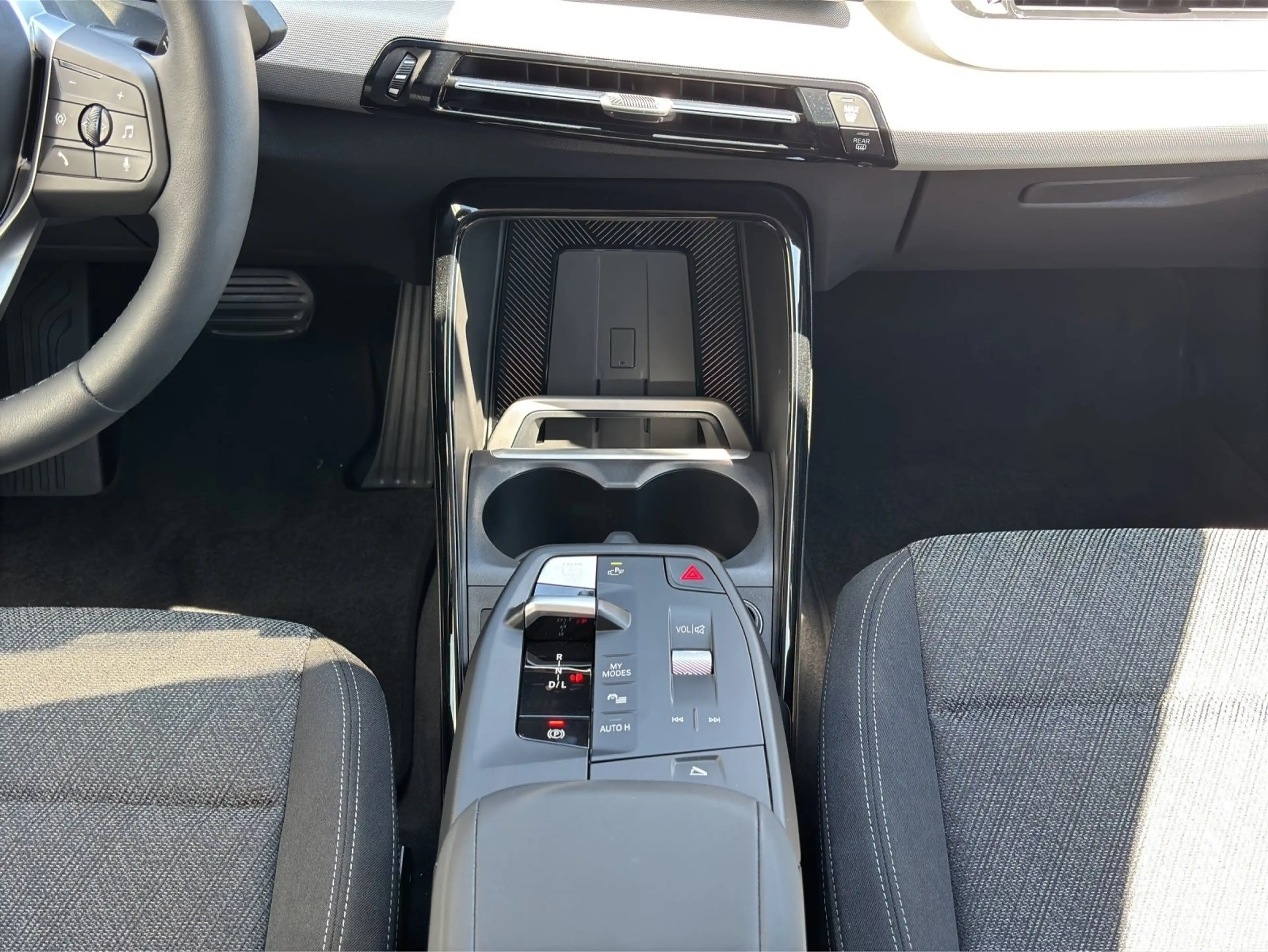 BMW X2 sDrive20i — photo 15