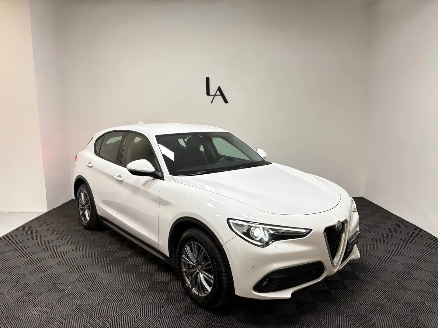 Alfa Romeo Stelvio 2.2 Executive 180cv - PREZZO REALE/ PRONTA CONSEGN Bianco - 2