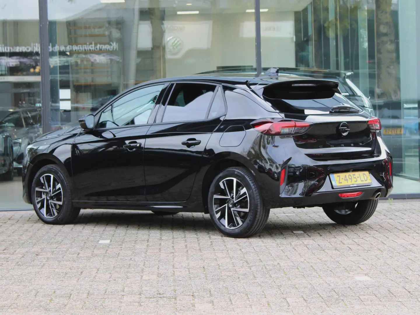 Opel Corsa 1.2 Turbo GS | Navi / Camera / Climate Zwart - 2