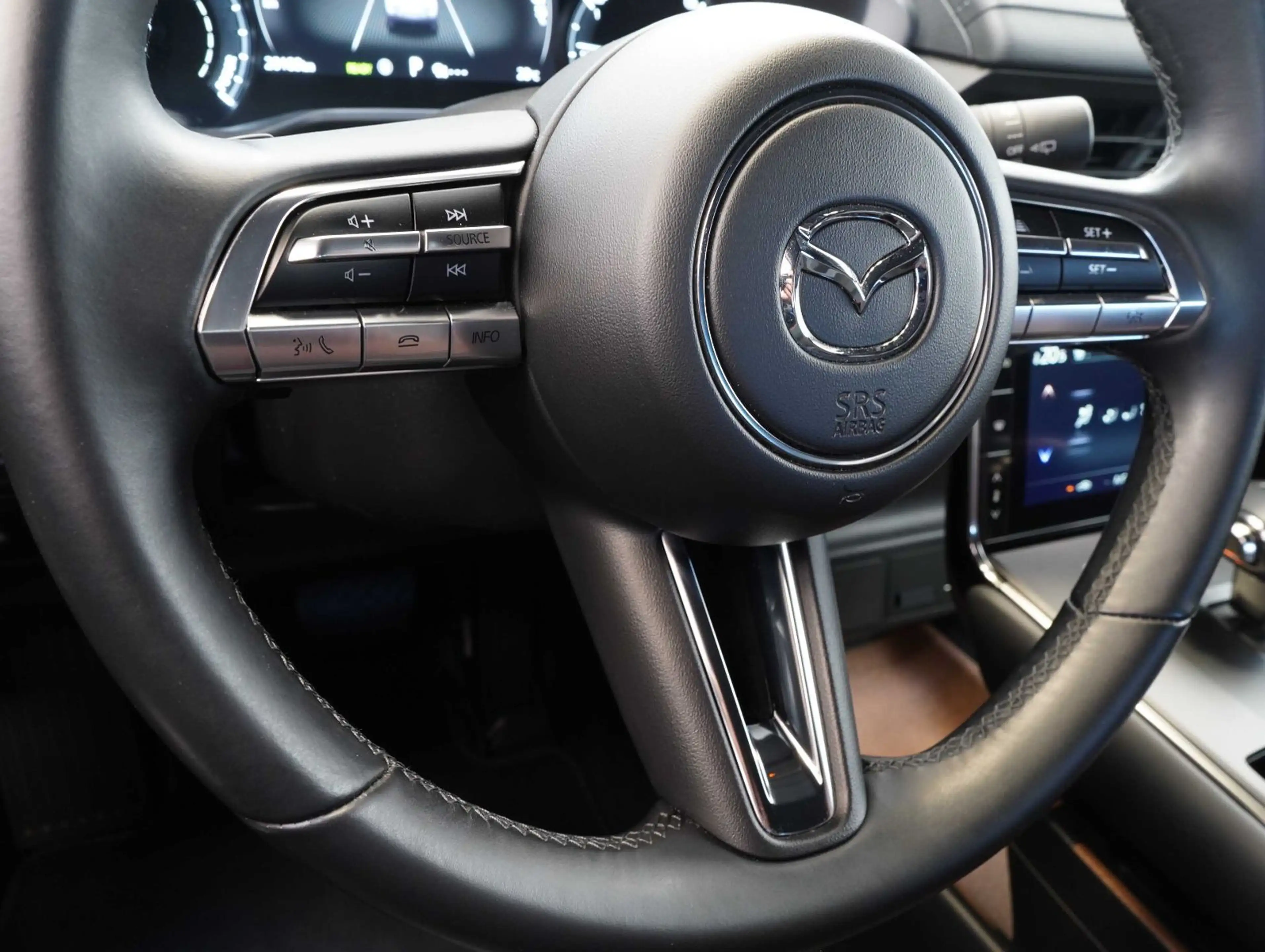 Mazda MX-30 Basis AD'VANTAGE — photo 7