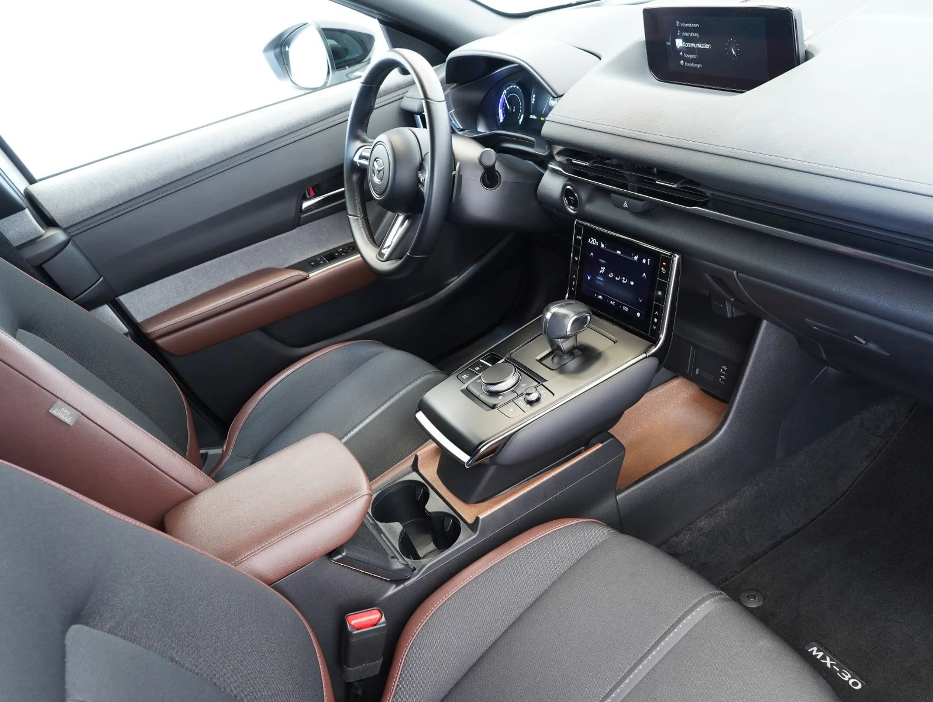 Mazda MX-30 Basis AD'VANTAGE — photo 11