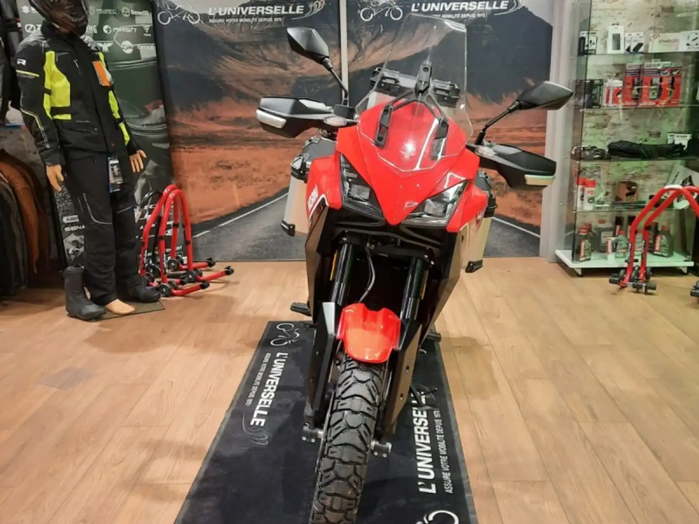 Moto Morini X-Cape Trail Rouge - 1