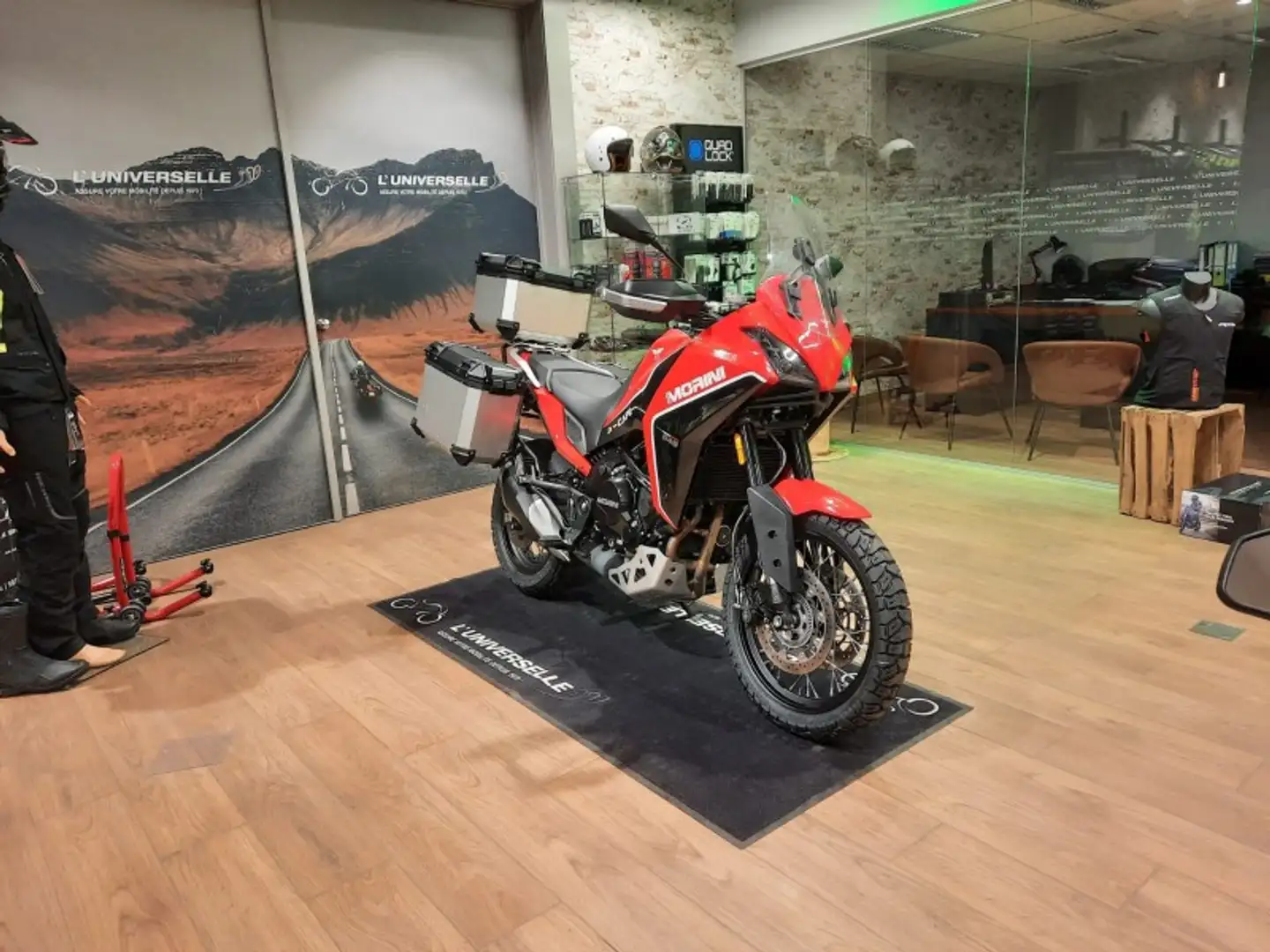 Moto Morini X-Cape Trail Rouge - 2