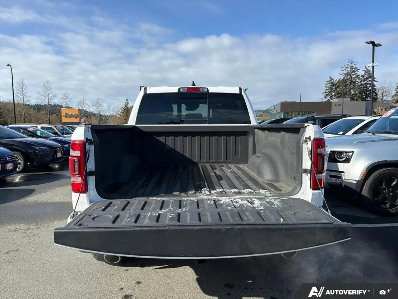 RAM 1500 снимка RAM 1500