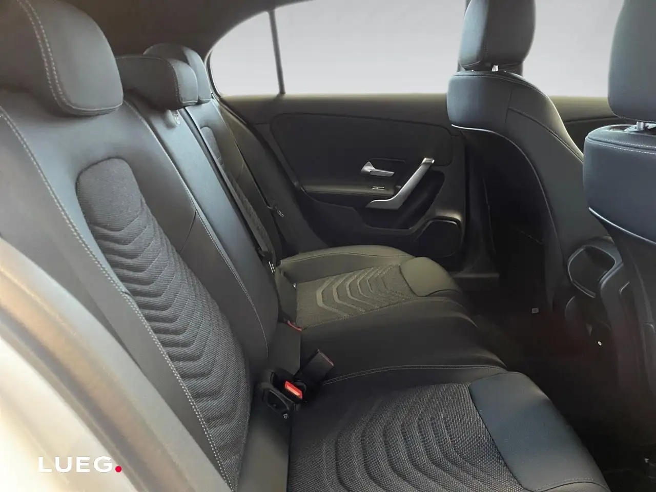 Mercedes-Benz A-Class Kompakt PROGRESSIVE+RÜCKFKAM+LED+LENKRHZG, миниатюра 13