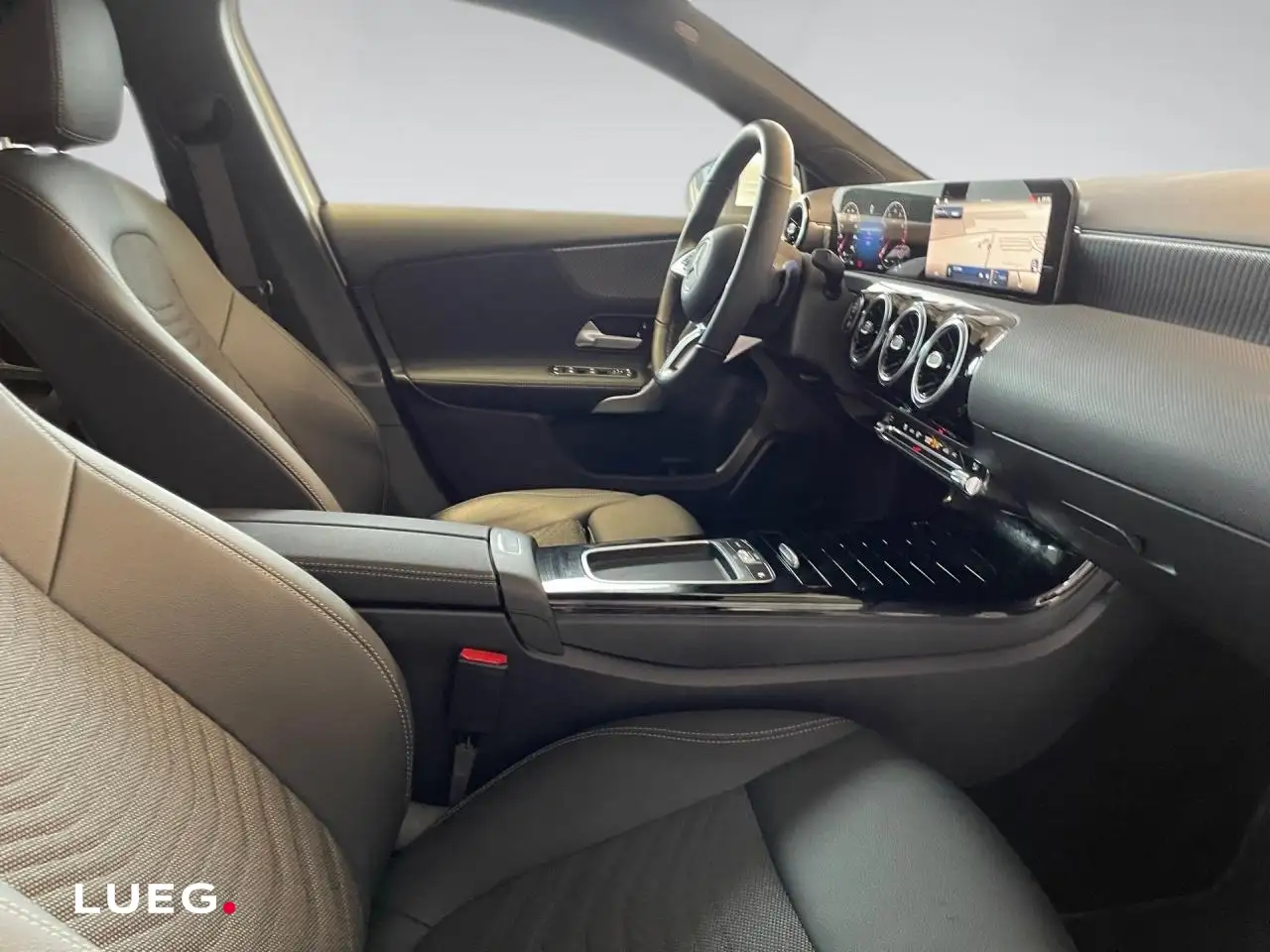 Mercedes-Benz A-Class Kompakt PROGRESSIVE+RÜCKFKAM+LED+LENKRHZG, миниатюра 9
